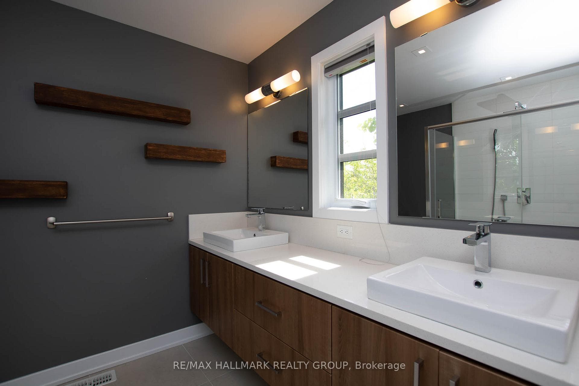 En-Suite Bath in Primary Bedroom