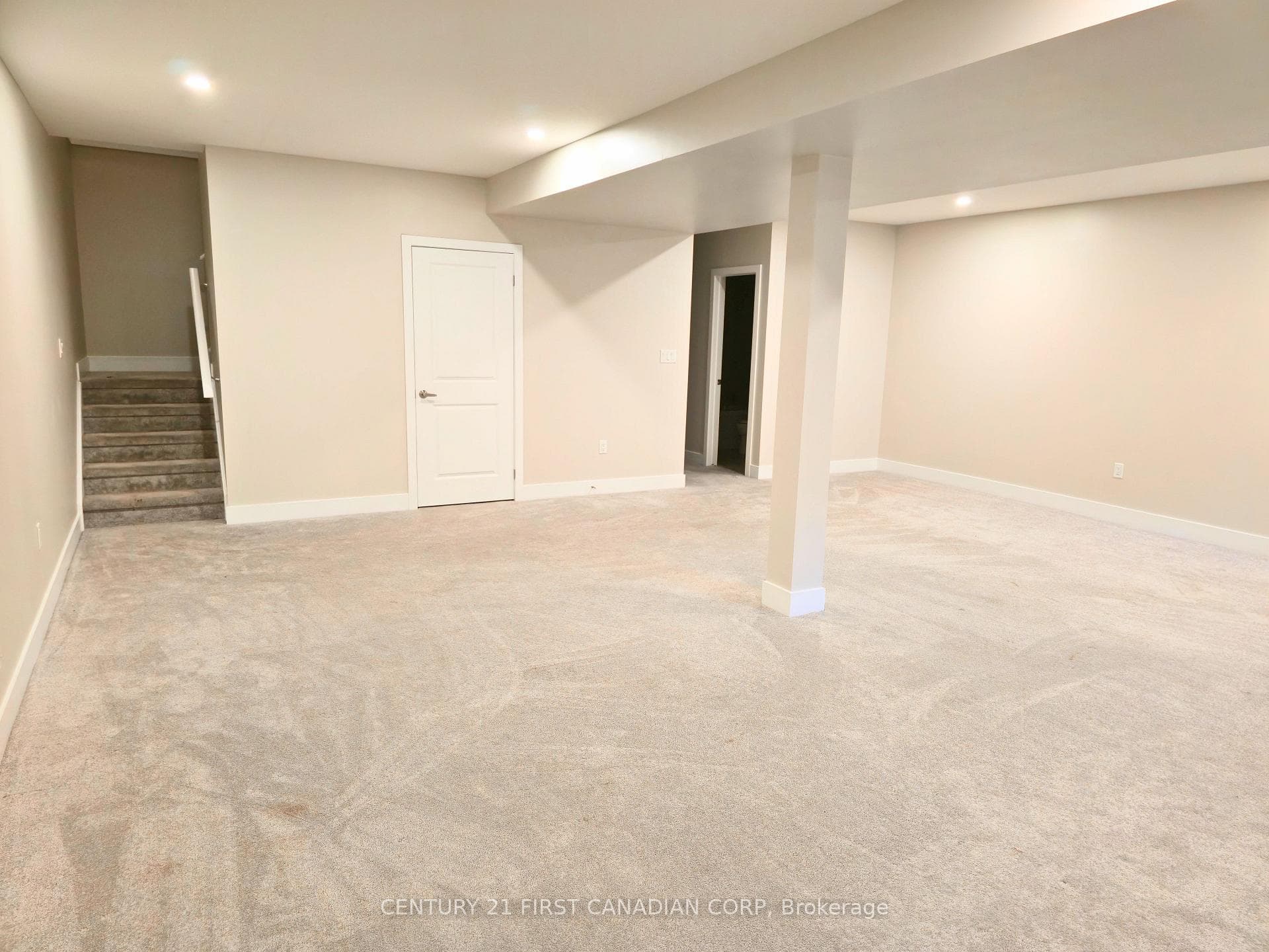 745 Chelton Road Unit 39 photo 13