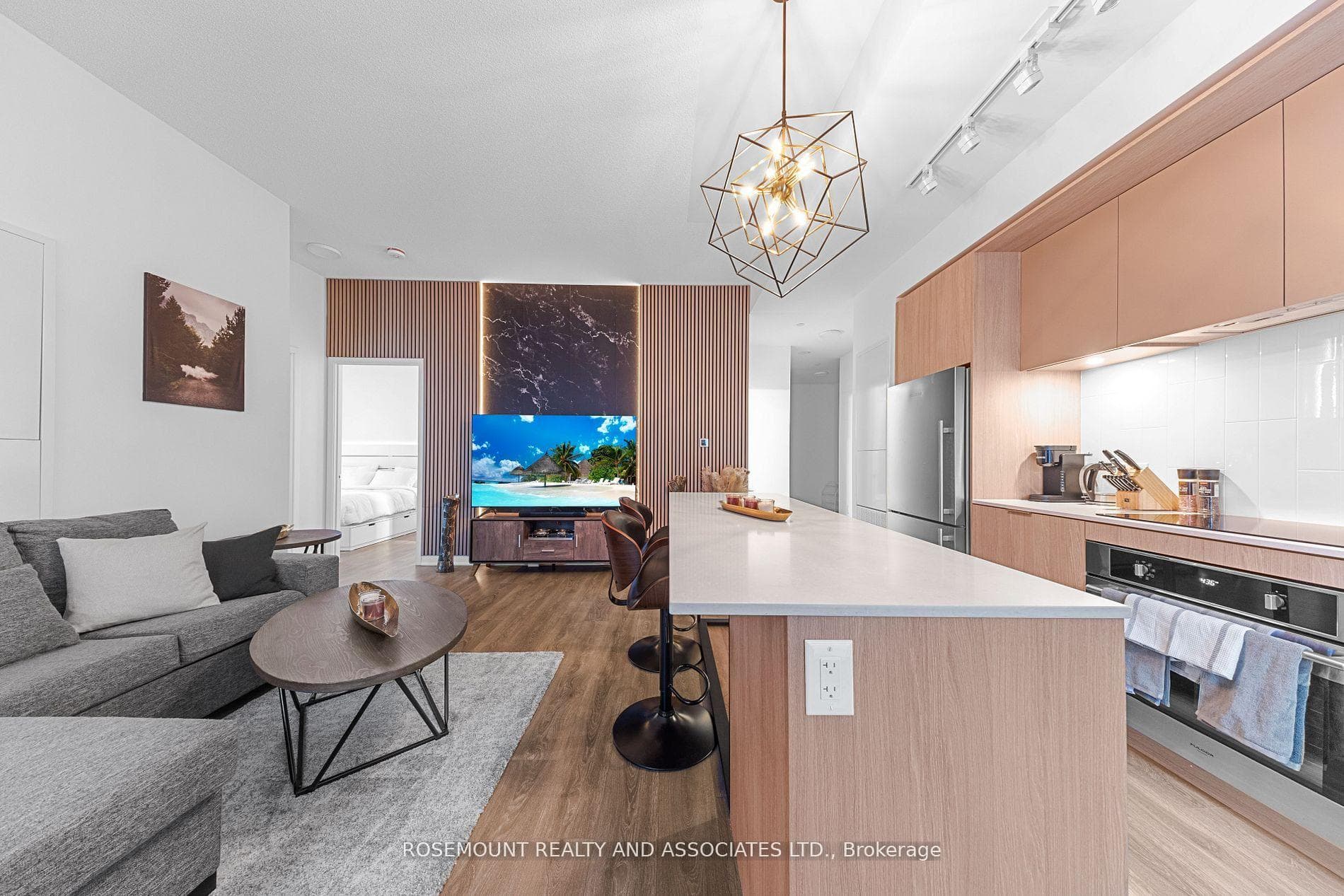 35 Tubman Avenue Unit 102 photo 3