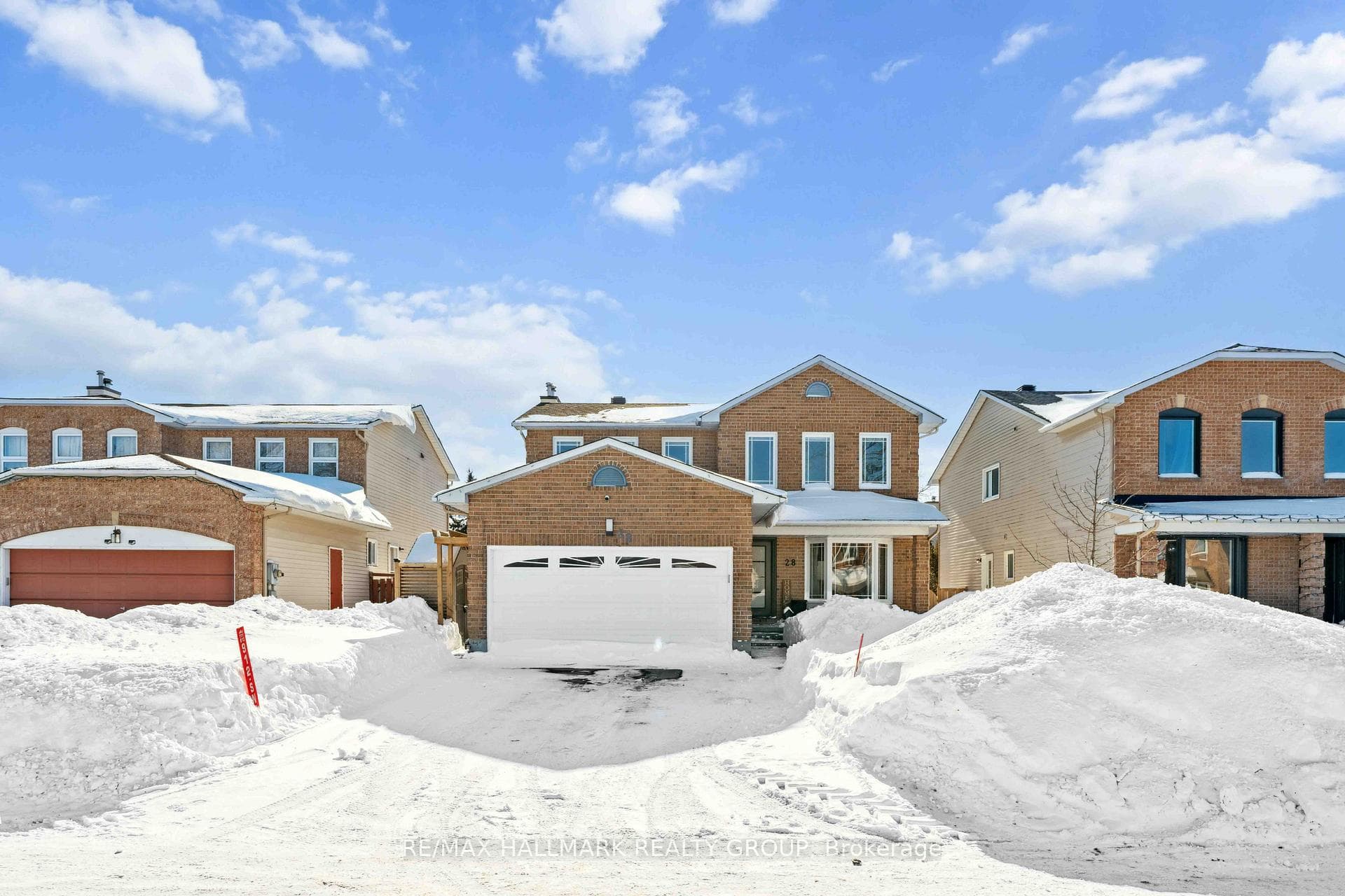 28 Dartmoor Drive photo 1