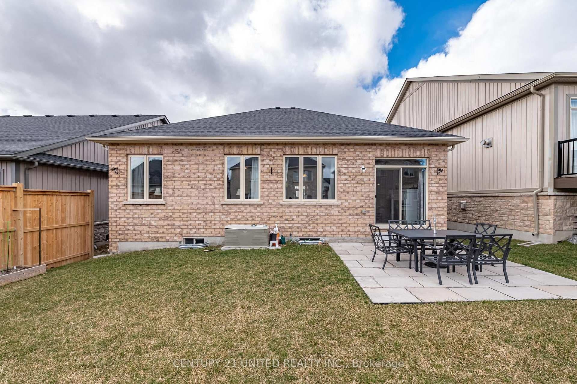 41 Bromont Drive photo 35