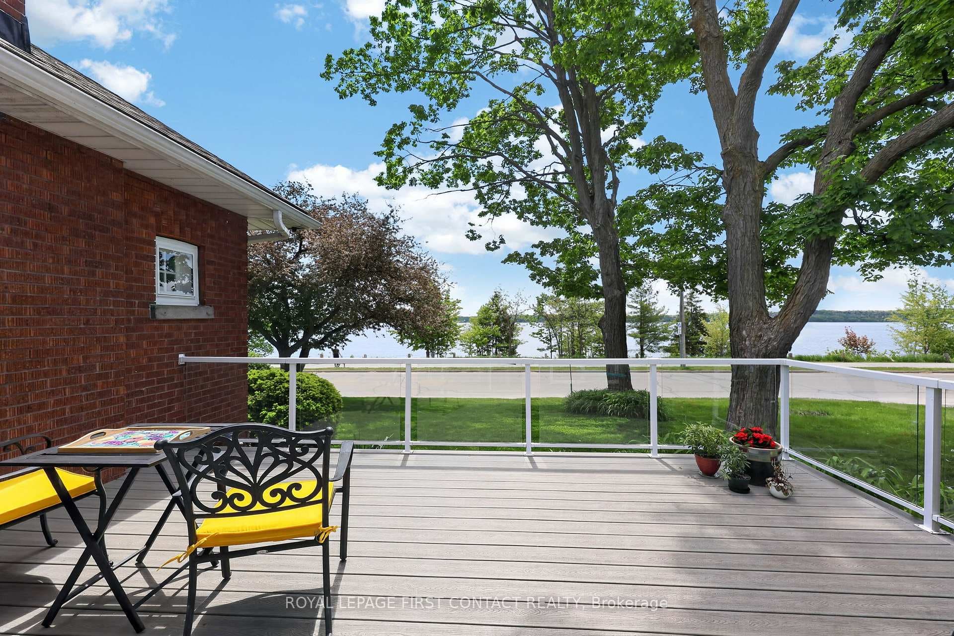 162 Kempenfelt Drive photo 11