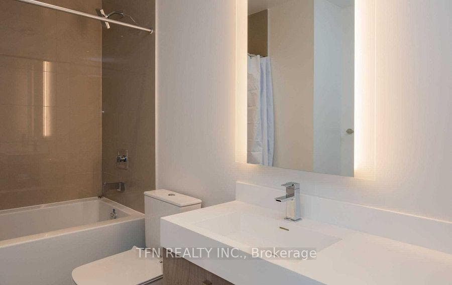 1 Yorkville Avenue Unit 3109 photo 14