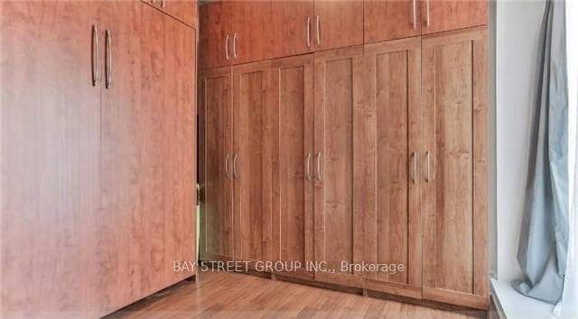 539 Jarvis Street Unit M10 photo 8