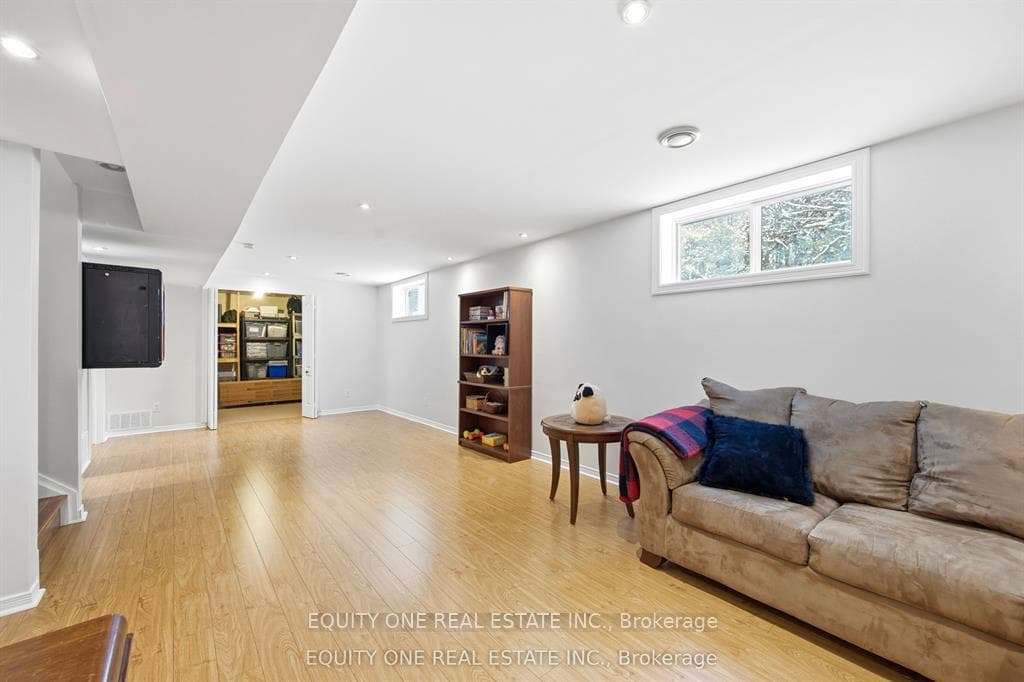 17 Savage Drive photo 38