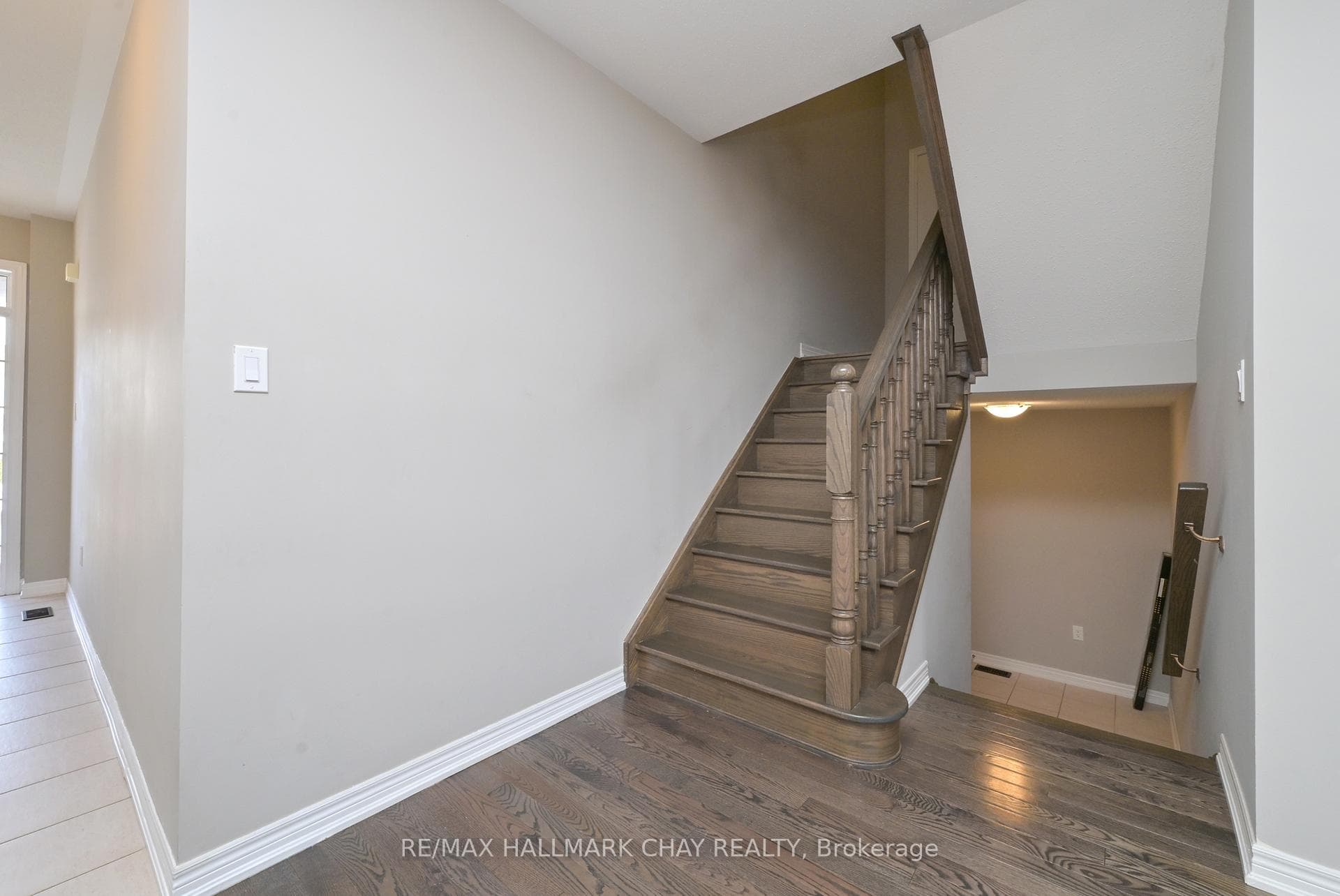 25 Mandley Street photo 14