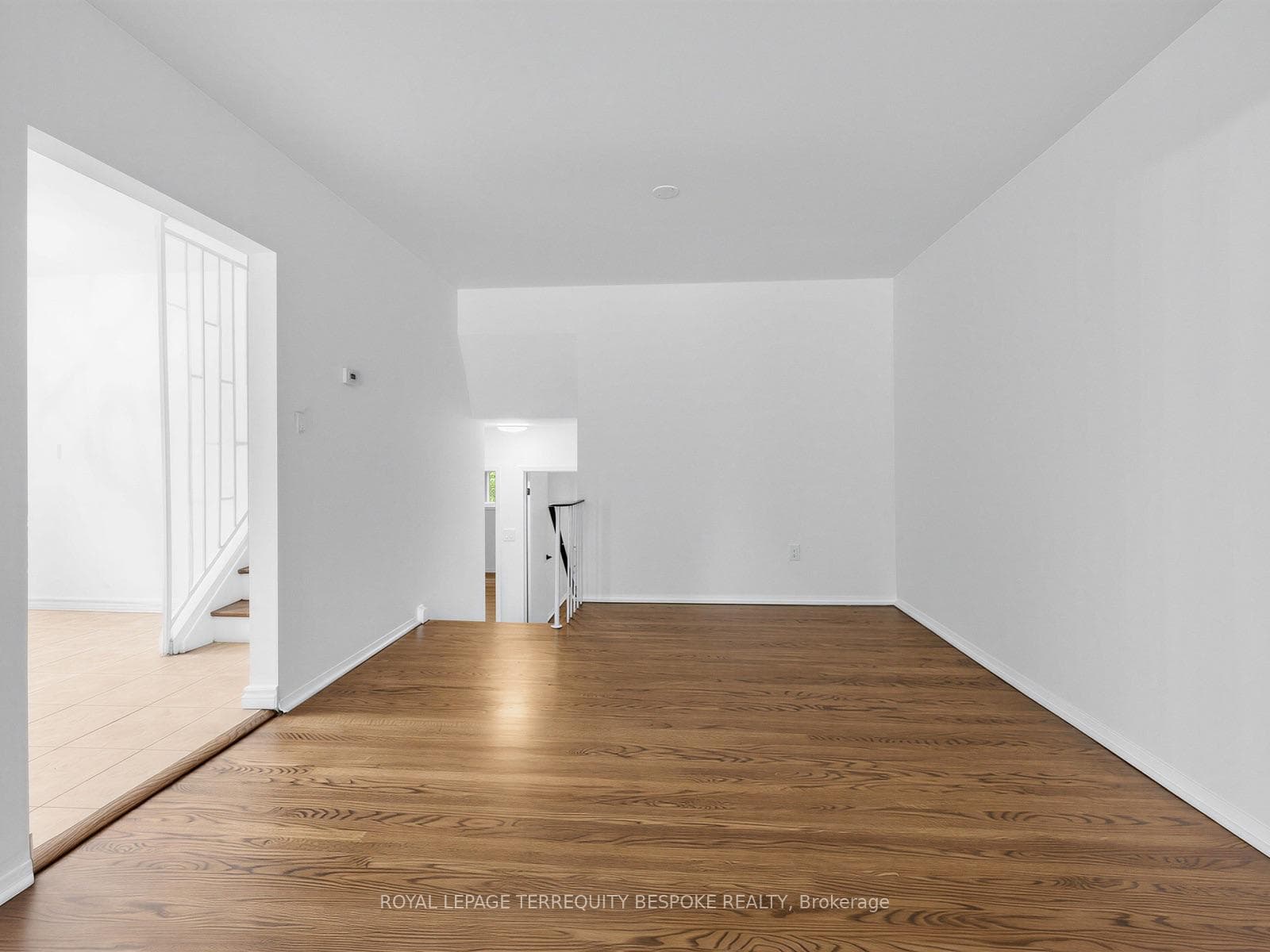 9 Midcroft Drive photo 14