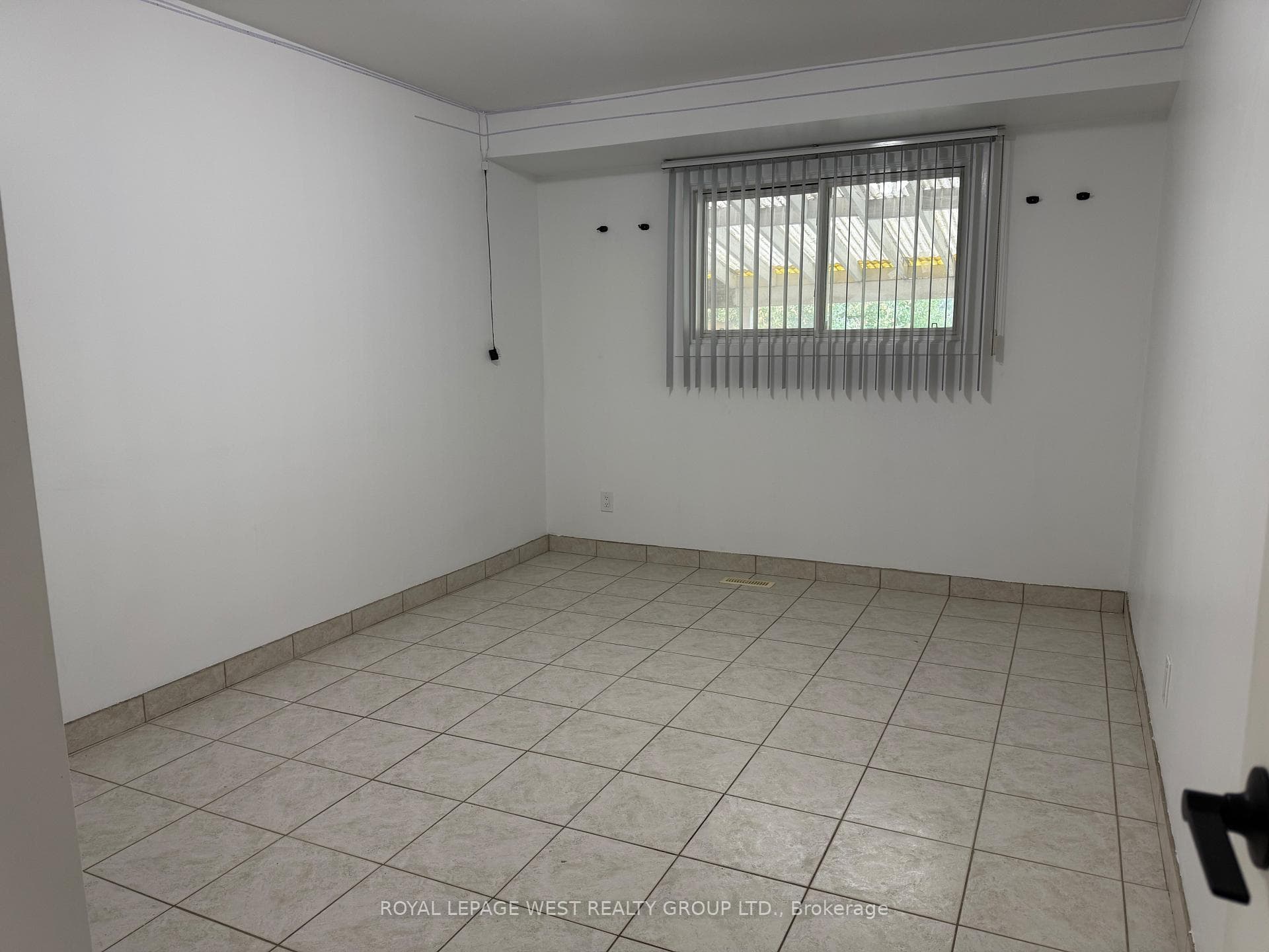 7655 Wildfern Drive Unit BSMT photo 4