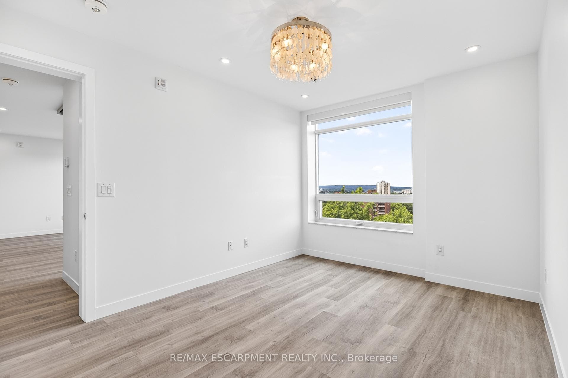 479 Charlton Avenue Unit 506 photo 24