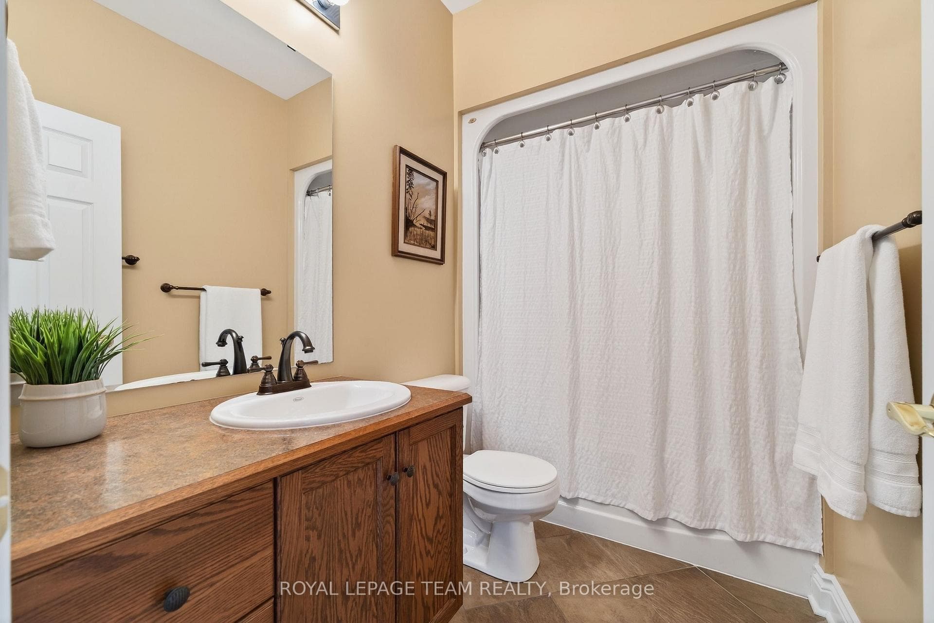 401 Oban Private photo 25