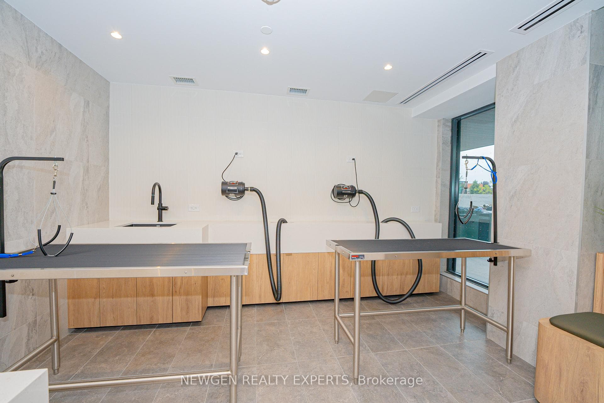 1100 SHEPPARD Avenue Unit 321 photo 47