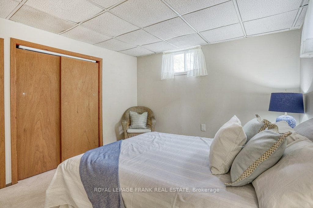 35 Georgina Drive photo 31