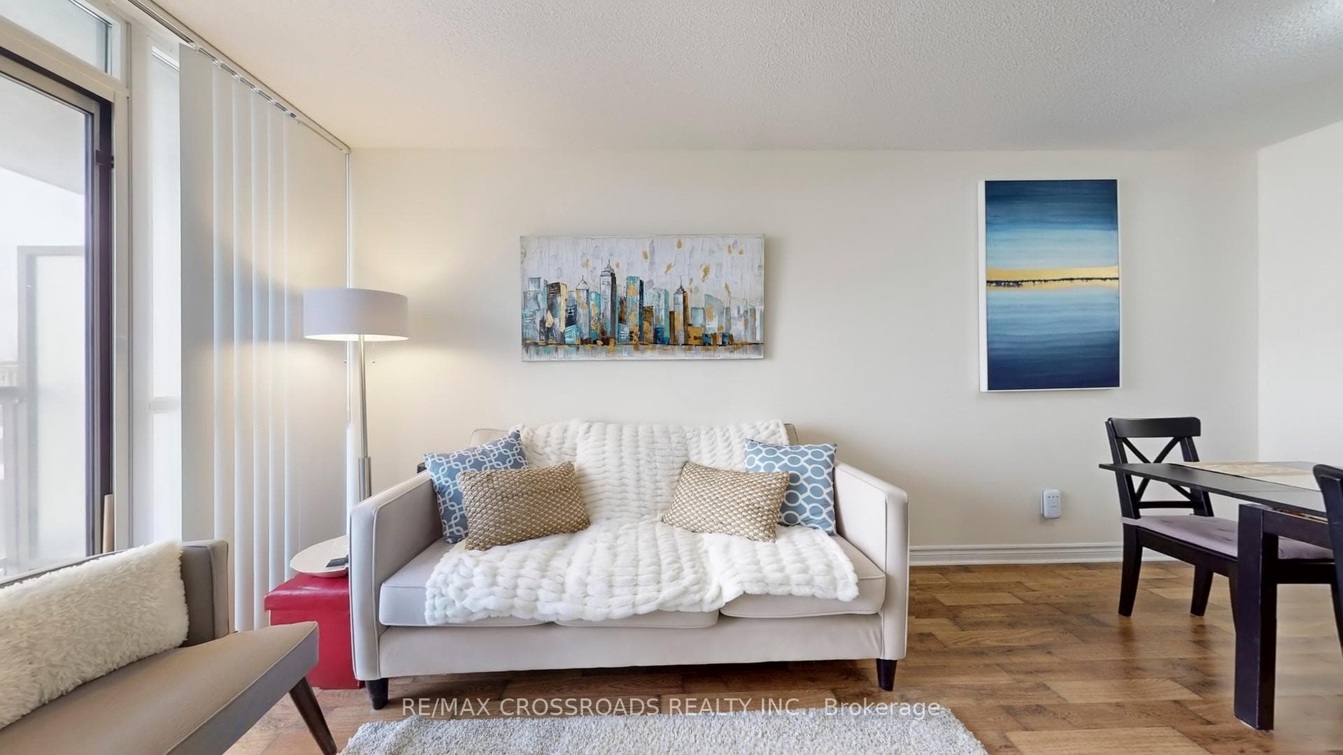 35 Hollywood Avenue Unit 702 photo 6