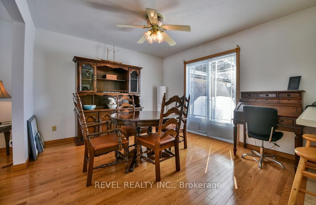 901 Reg Pope Boulevard photo 8