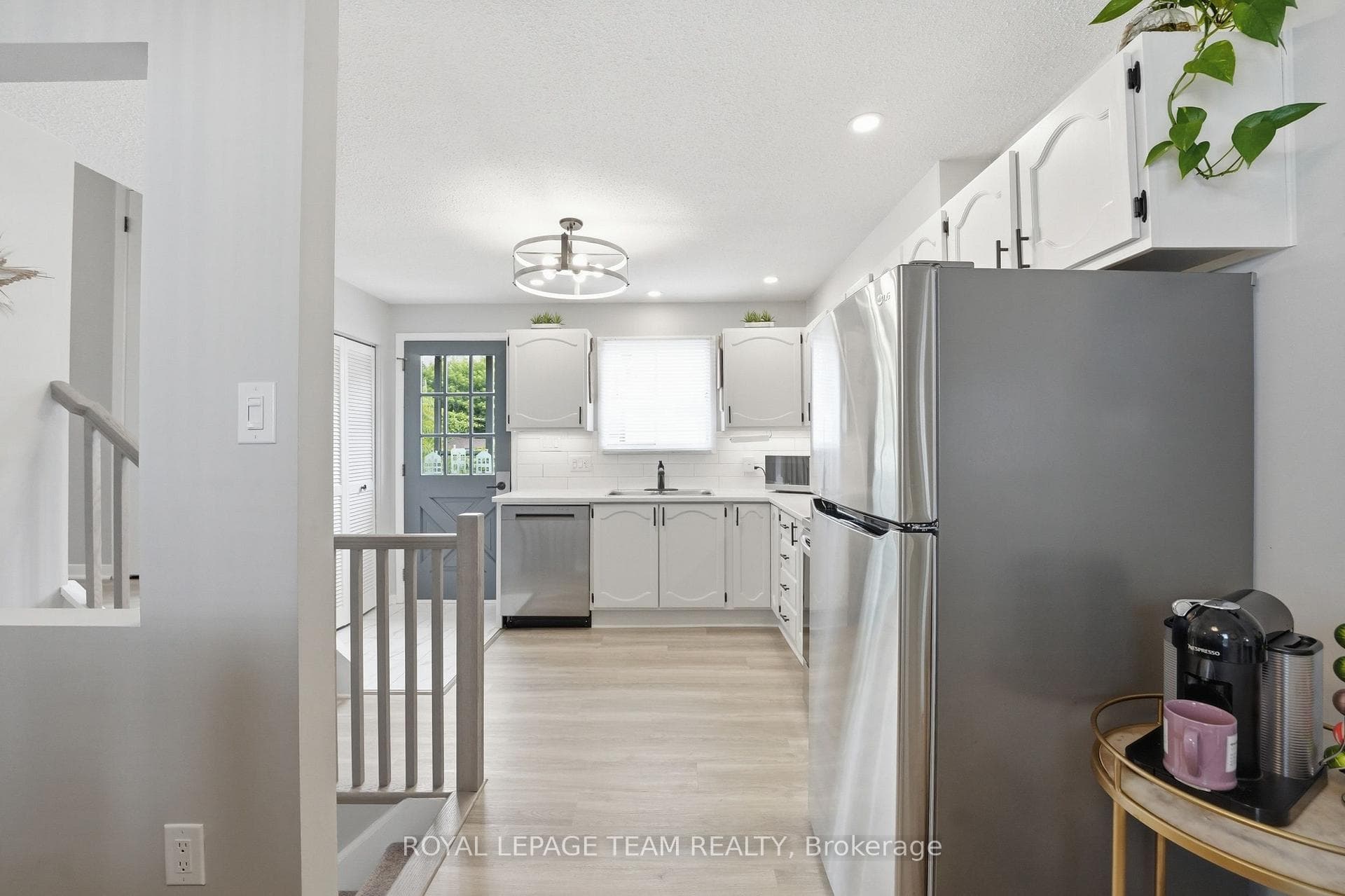 289 Montfort Street photo 19