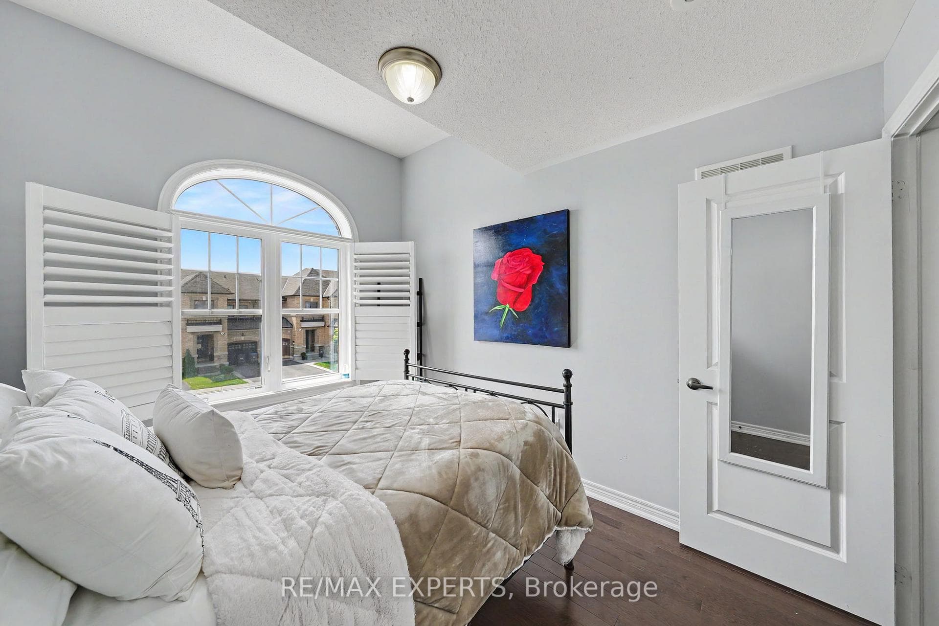 8 Morra Avenue photo 35