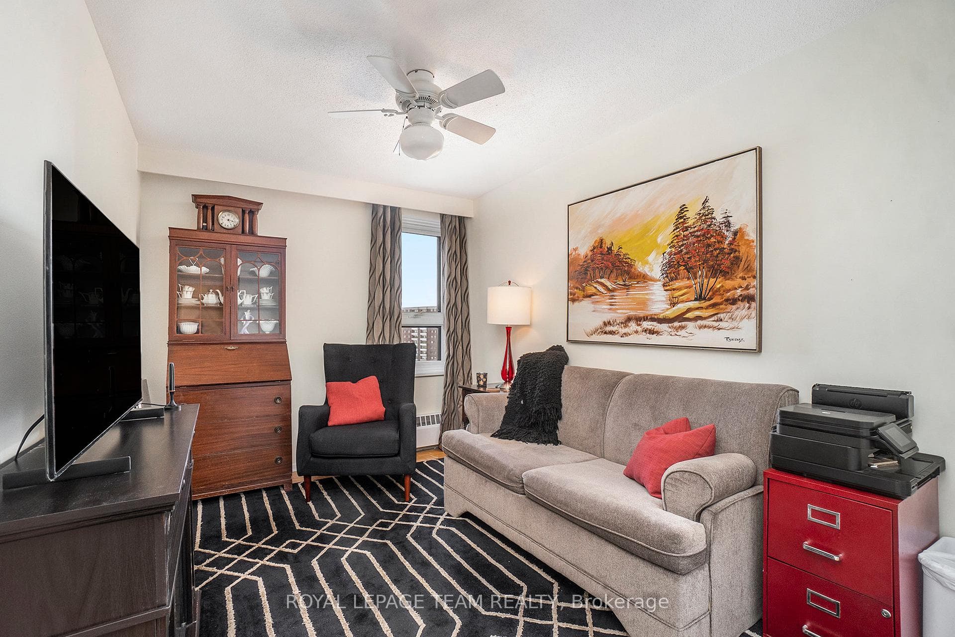 Bedroom/Den