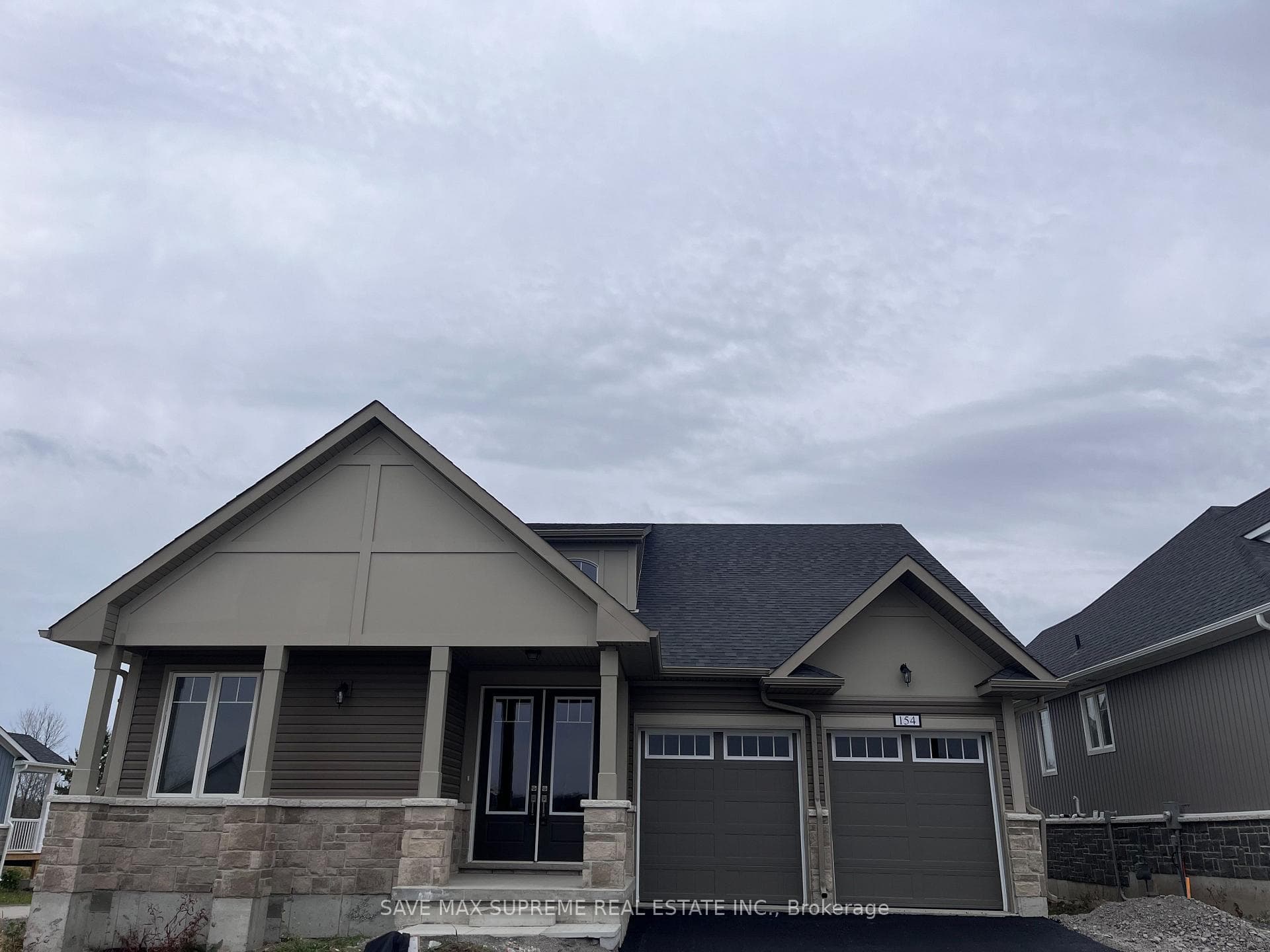 154 Country Club Drive photo 3