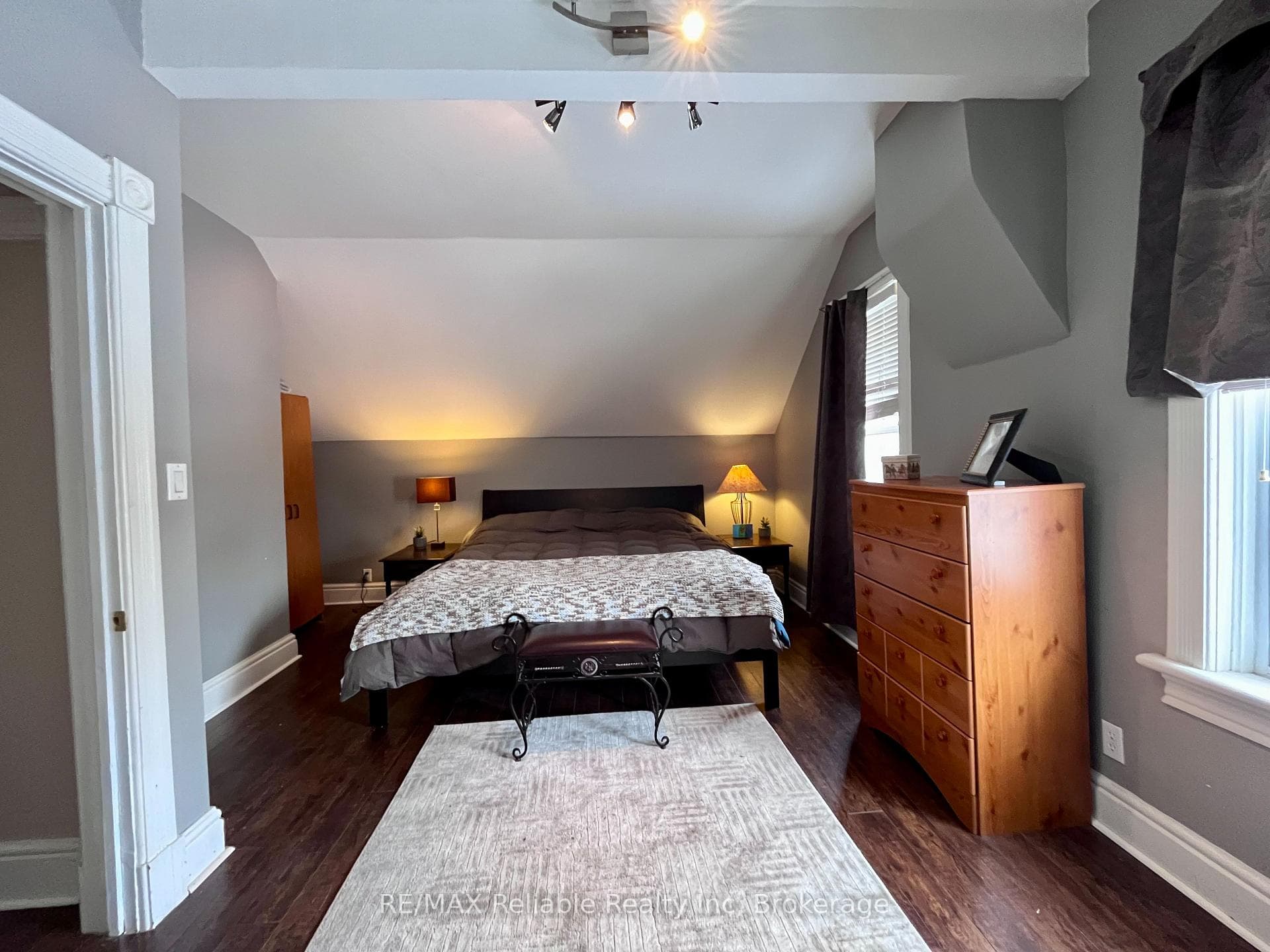 121 Brock Street photo 24
