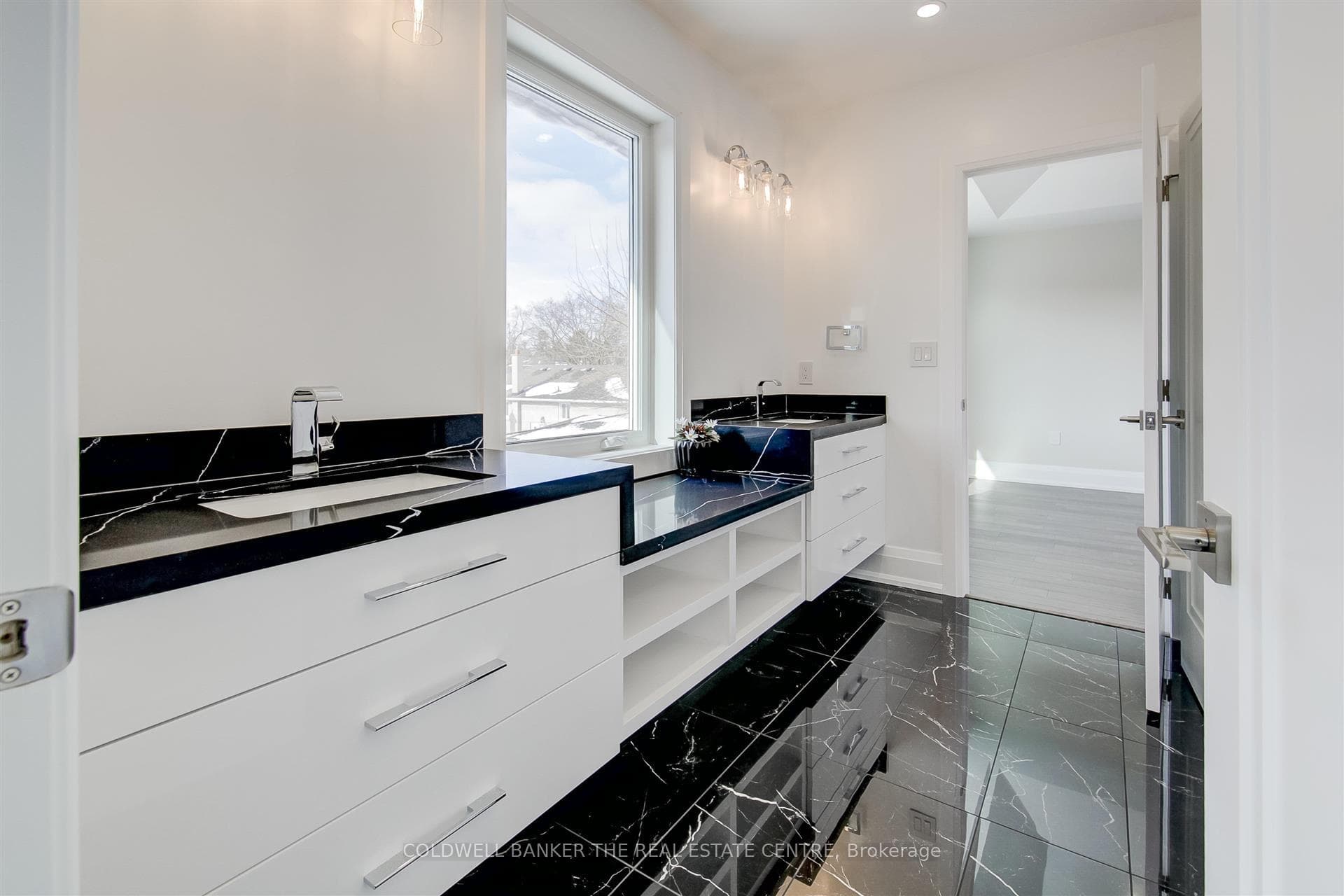 14 Matane Court photo 29