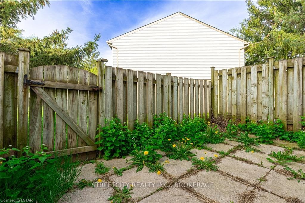 1600 CULVER Drive Unit 76 photo 22