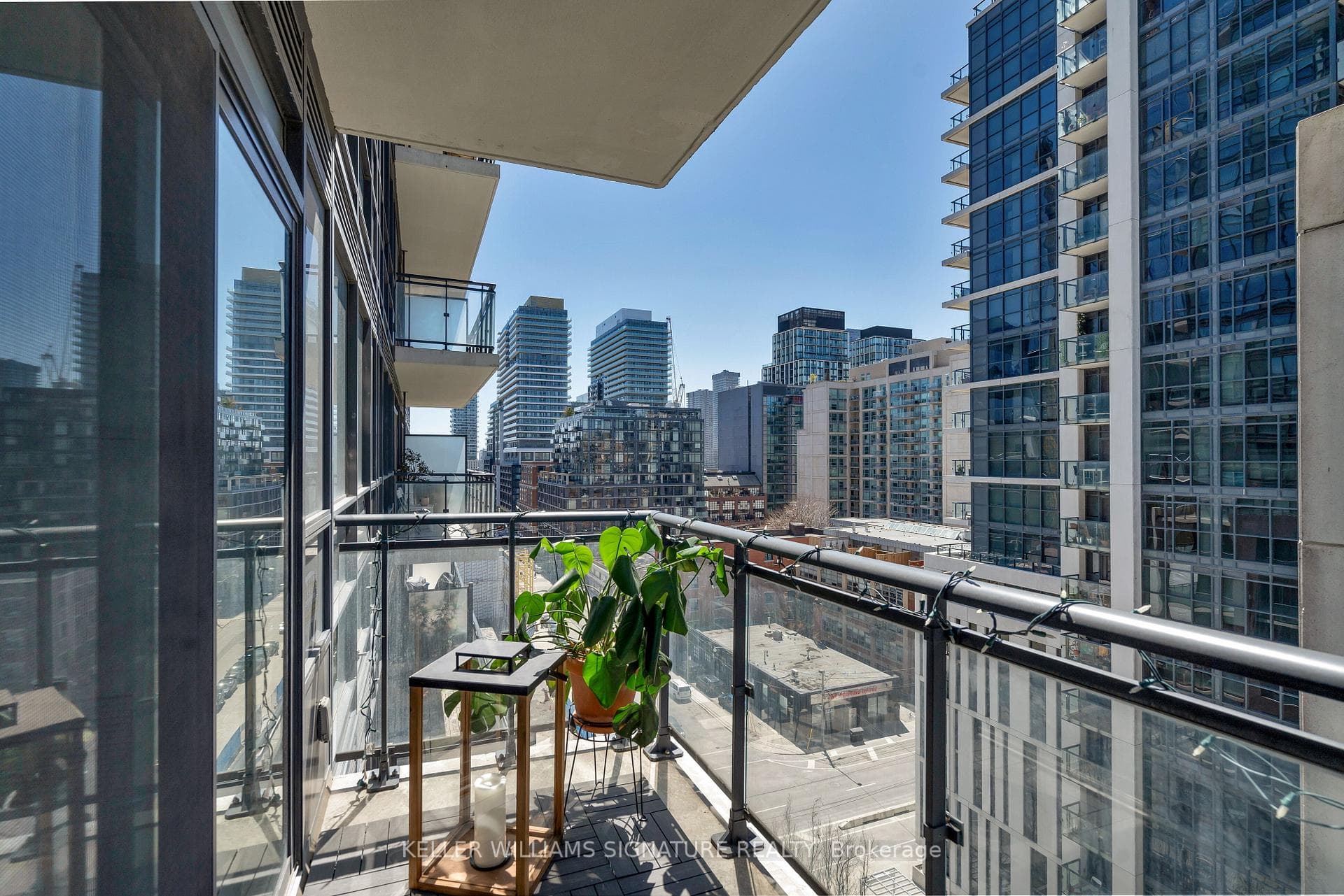 460 Adelaide Street Unit 1101 photo 23