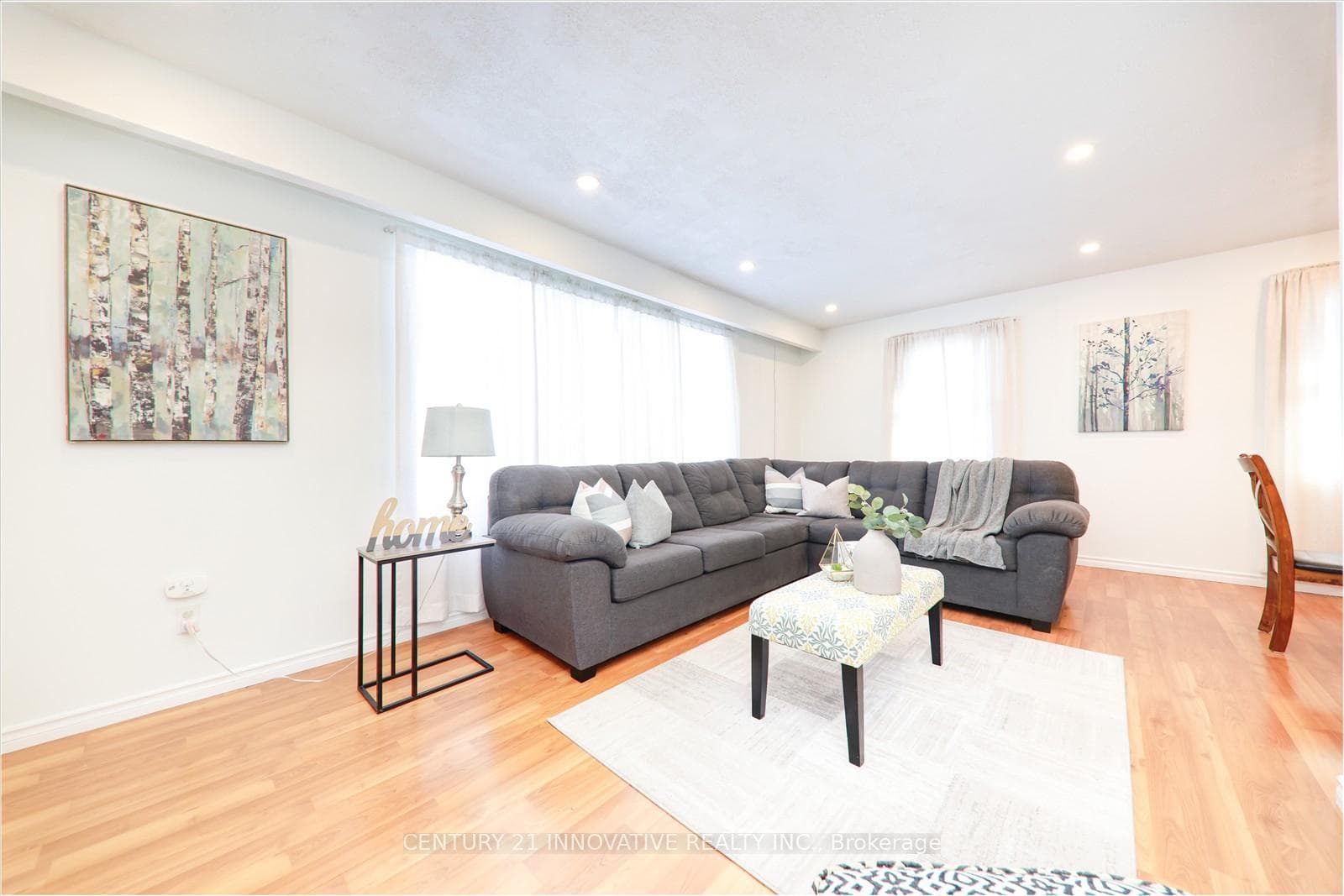715 Greenoch Court photo 8