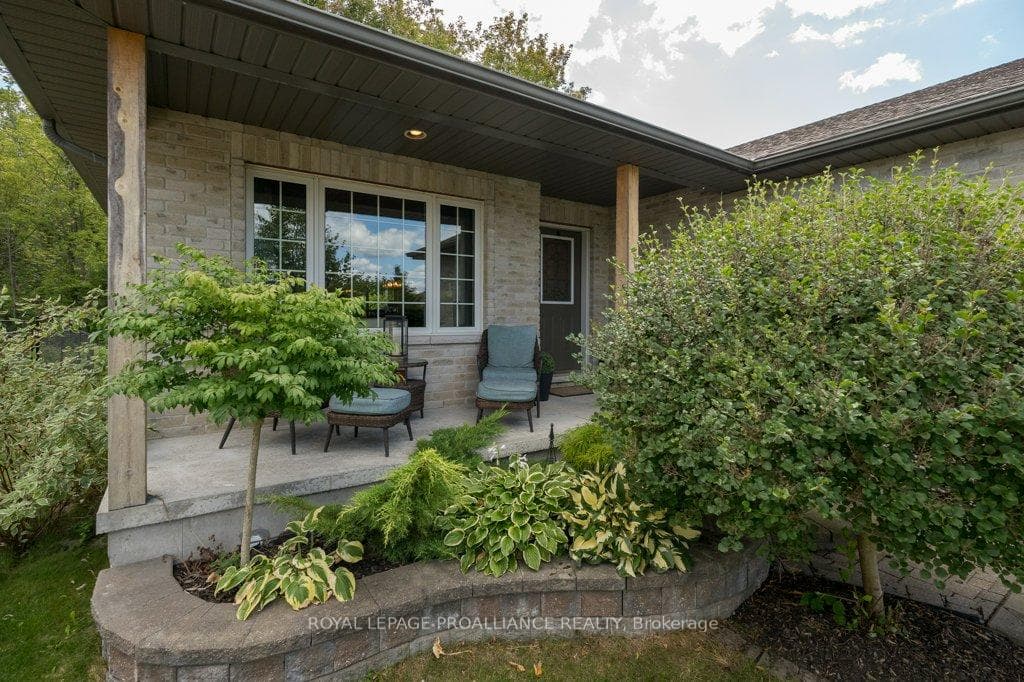 38 Cedar Creek Way photo 5