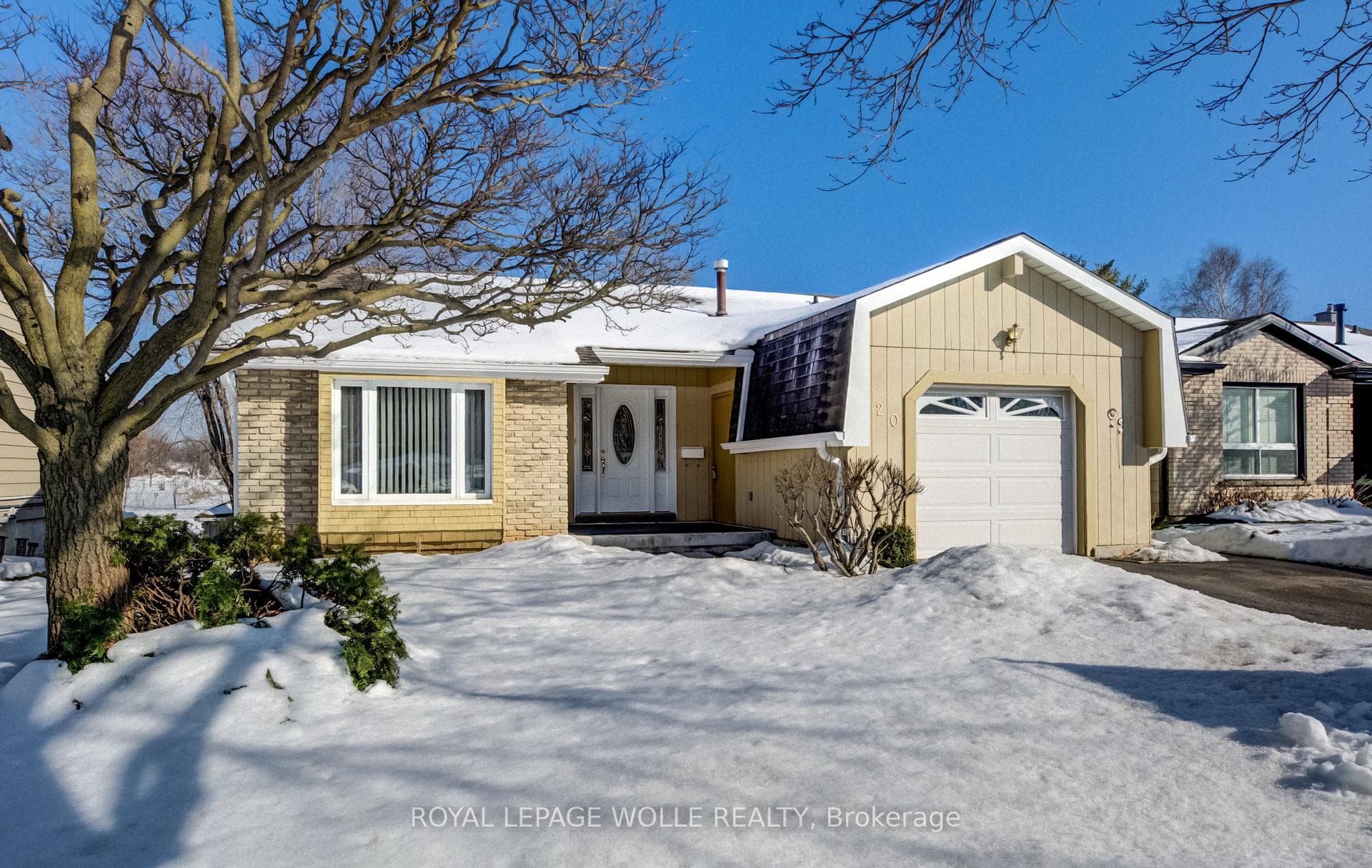 20 Royal Orchard Drive photo 3