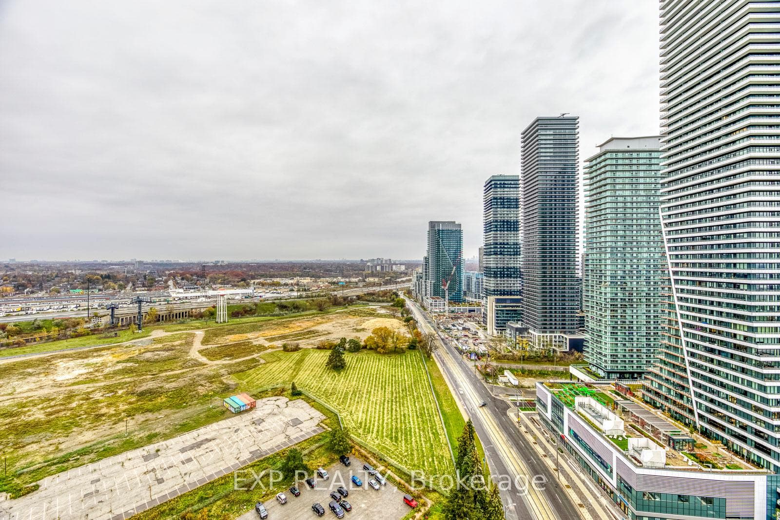 2200 Lake Shore Boulevard Unit 2908 photo 14