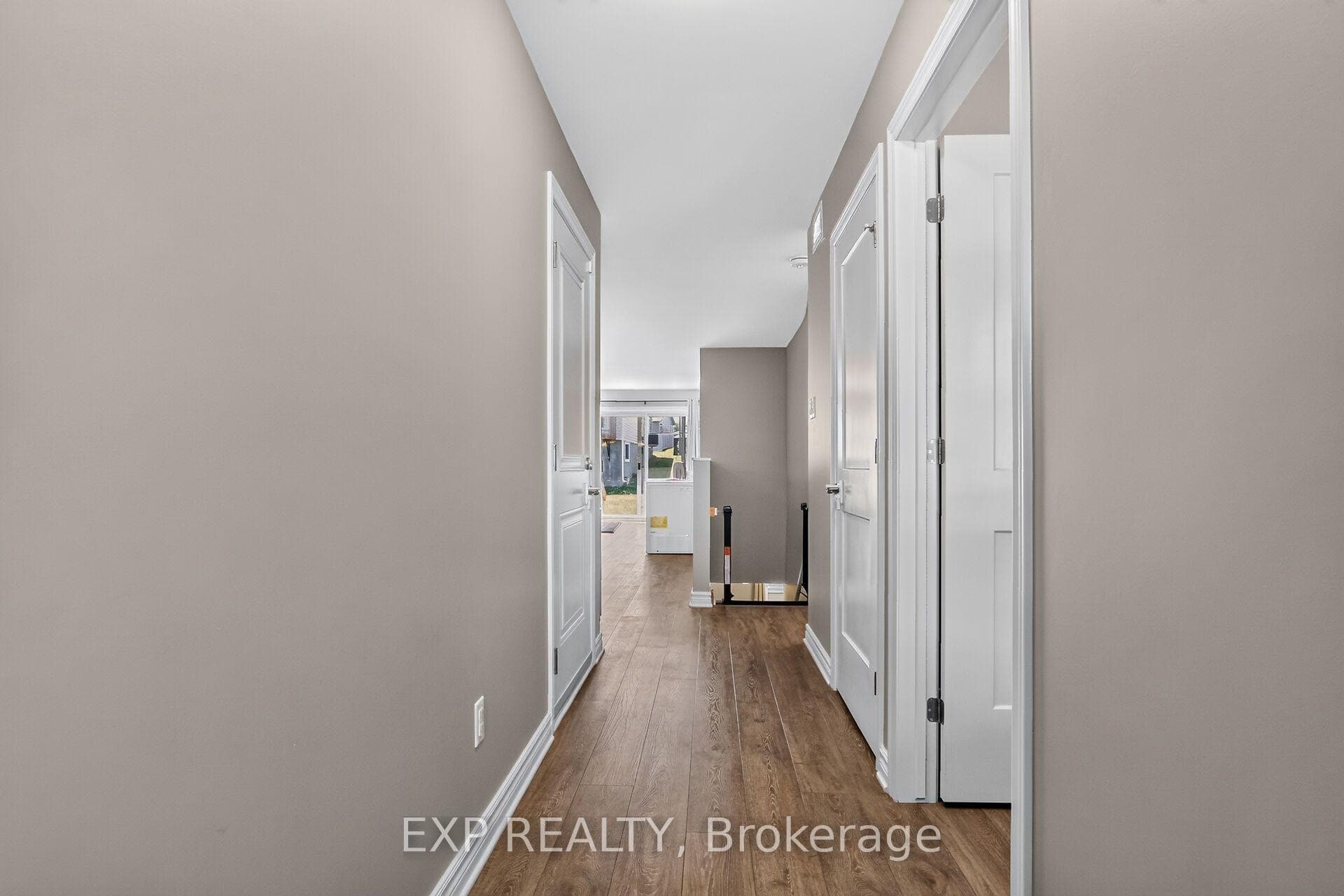 98 Seabert Drive photo 6