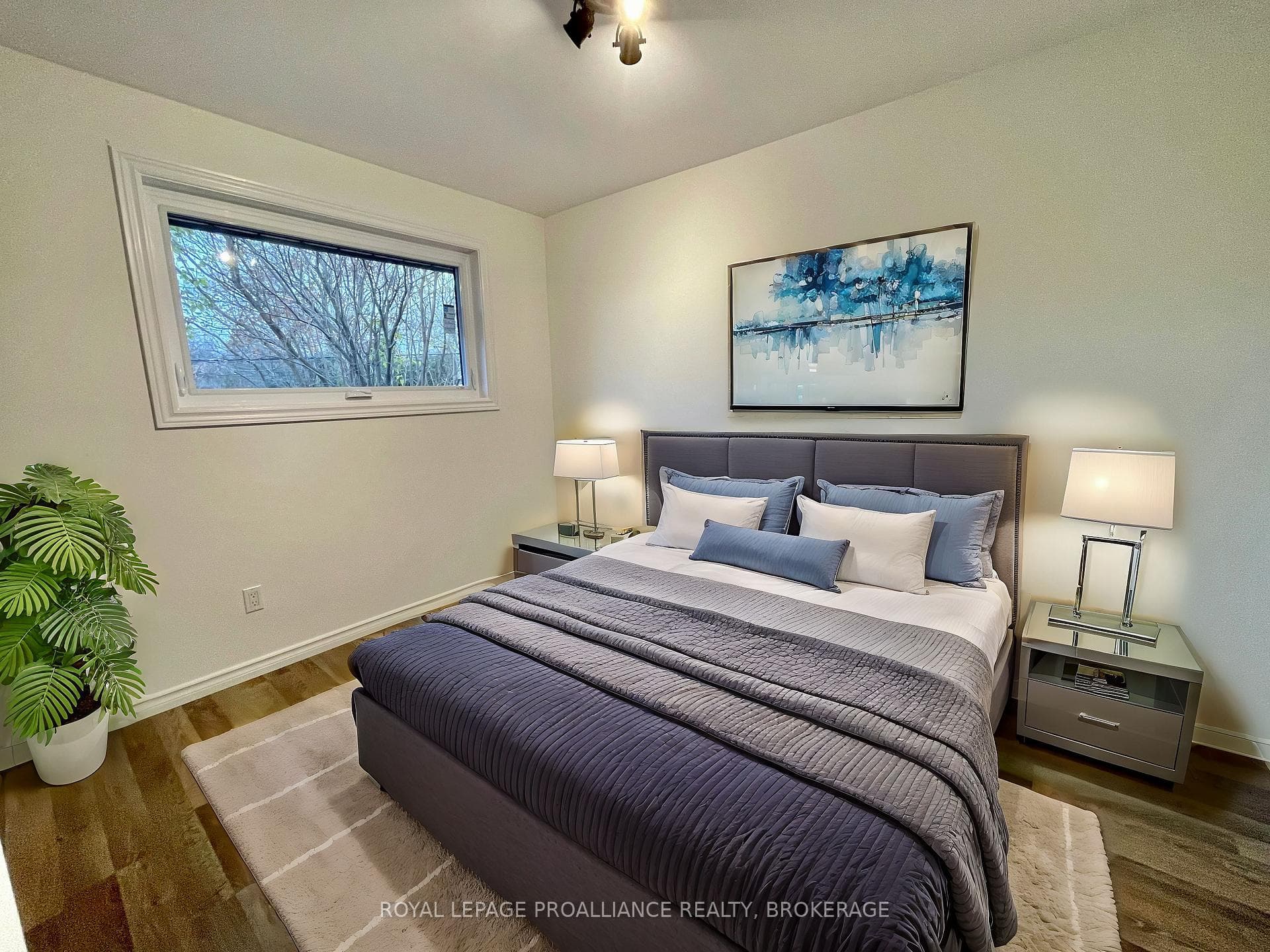 271 Chelsea Road photo 15