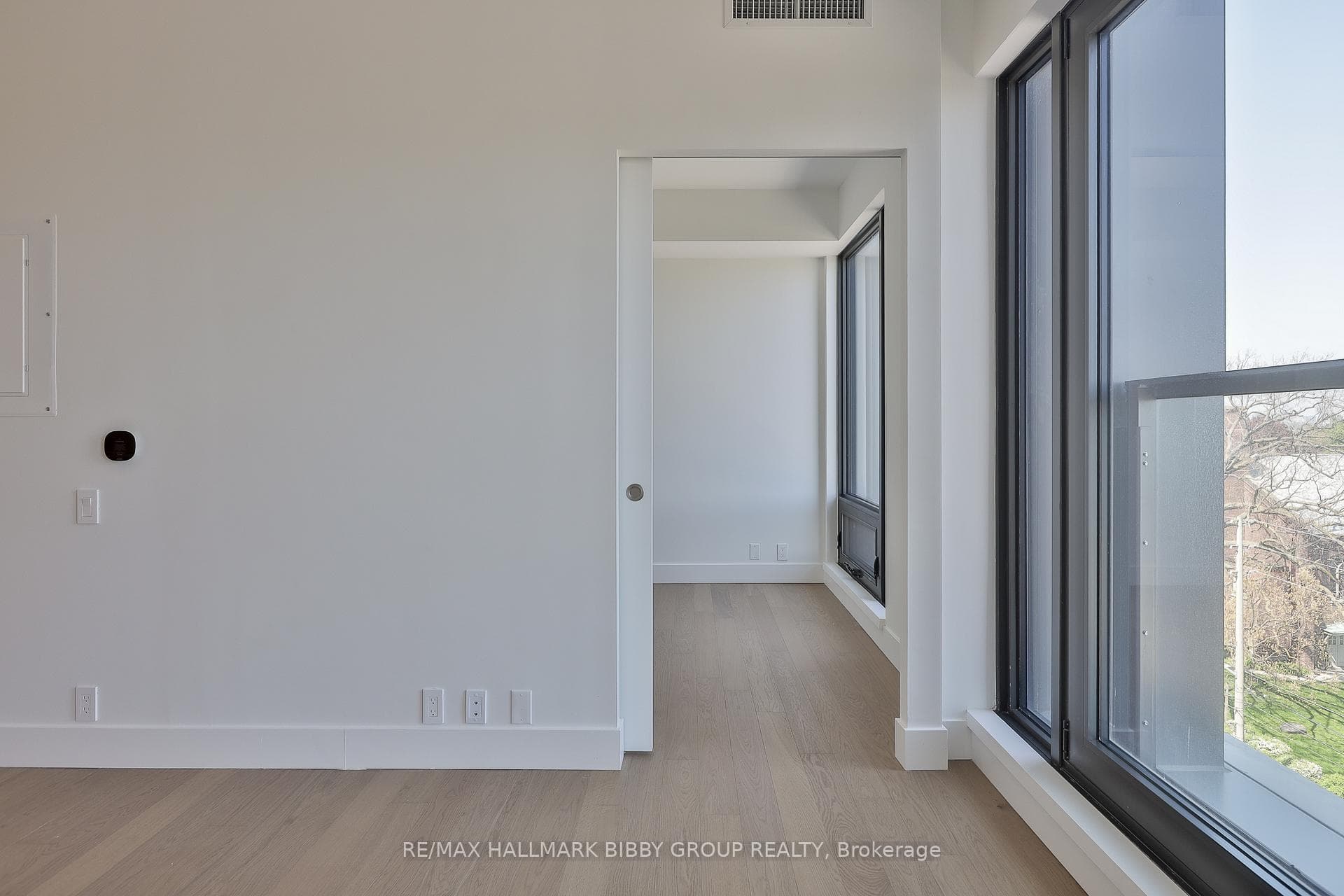 1414 Bayview Avenue Unit 505 photo 11