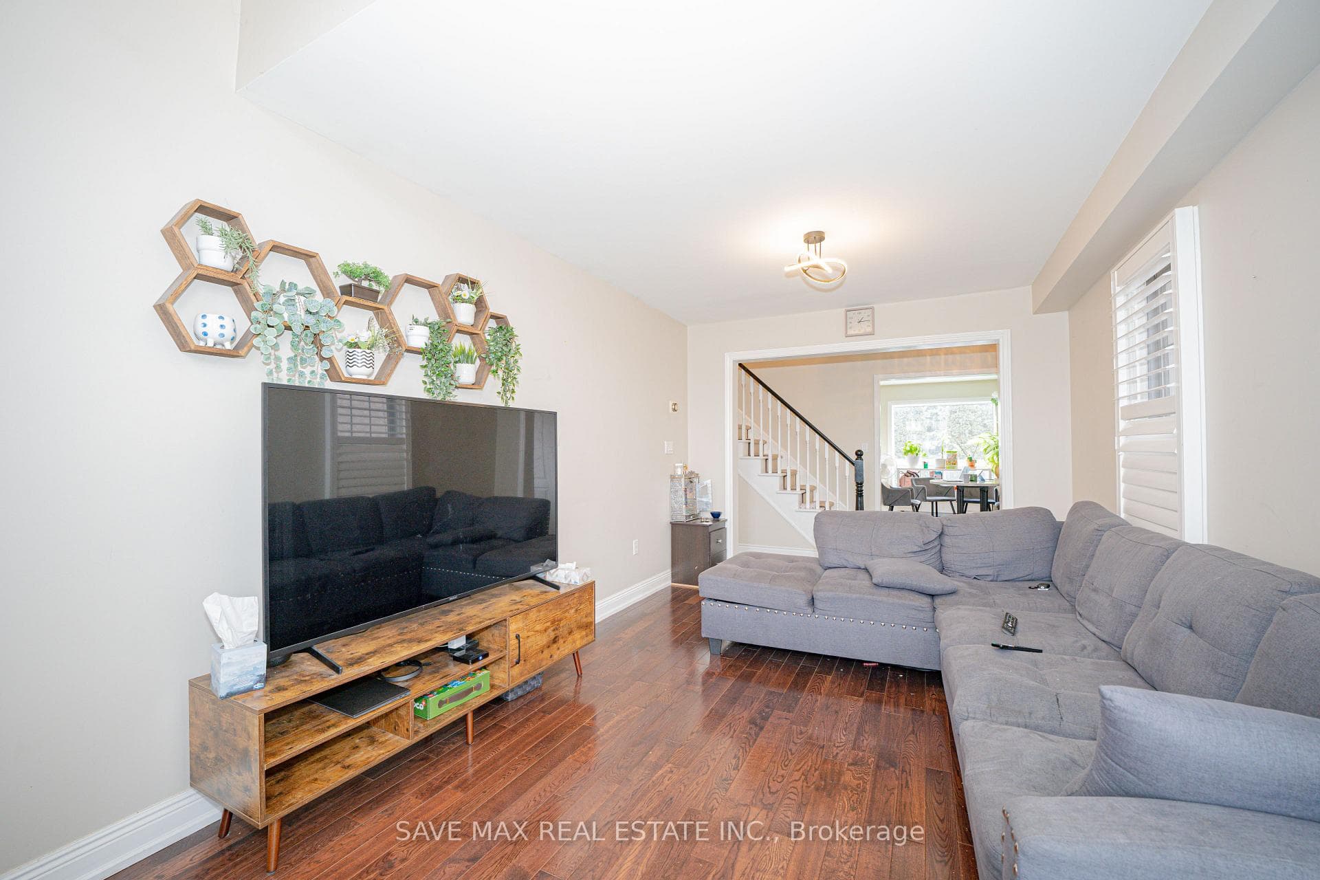 1691 Samuelson Circle photo 13