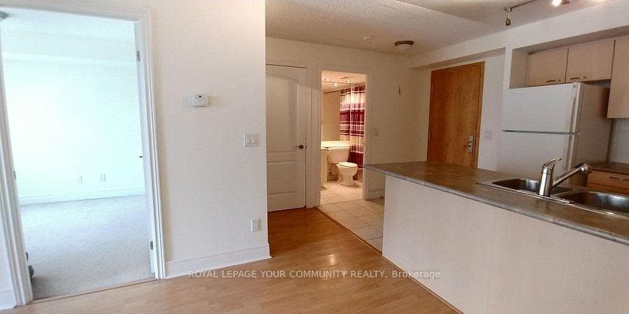 62 Suncrest Boulevard Unit 525 photo 4