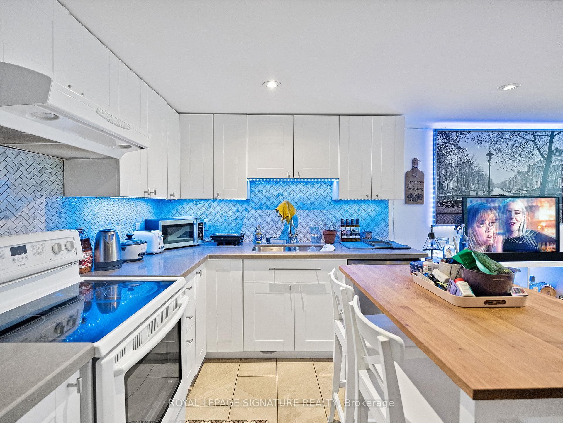 83 Dalrymple Drive photo 24