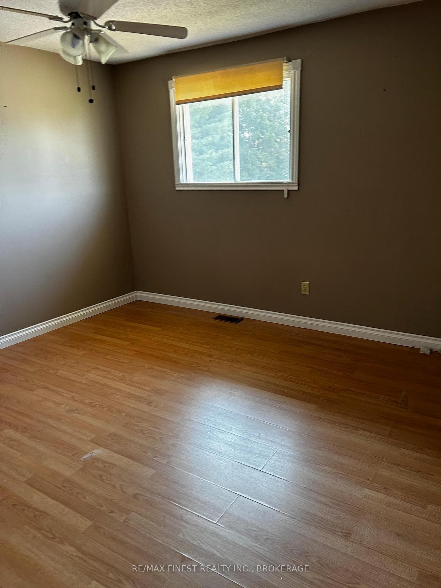 220 Eden Grove Road photo 7