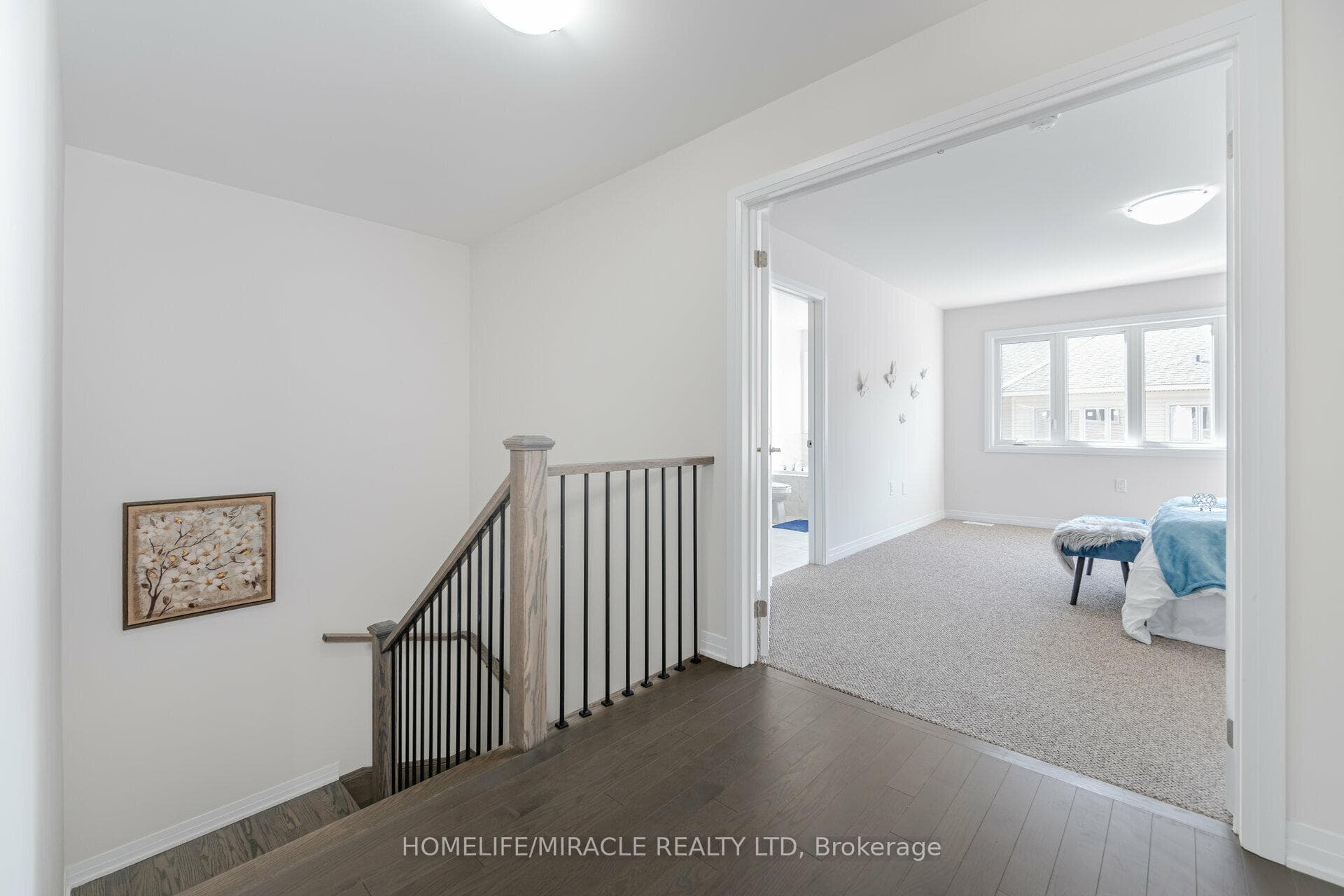 432 Adelaide Street photo 19