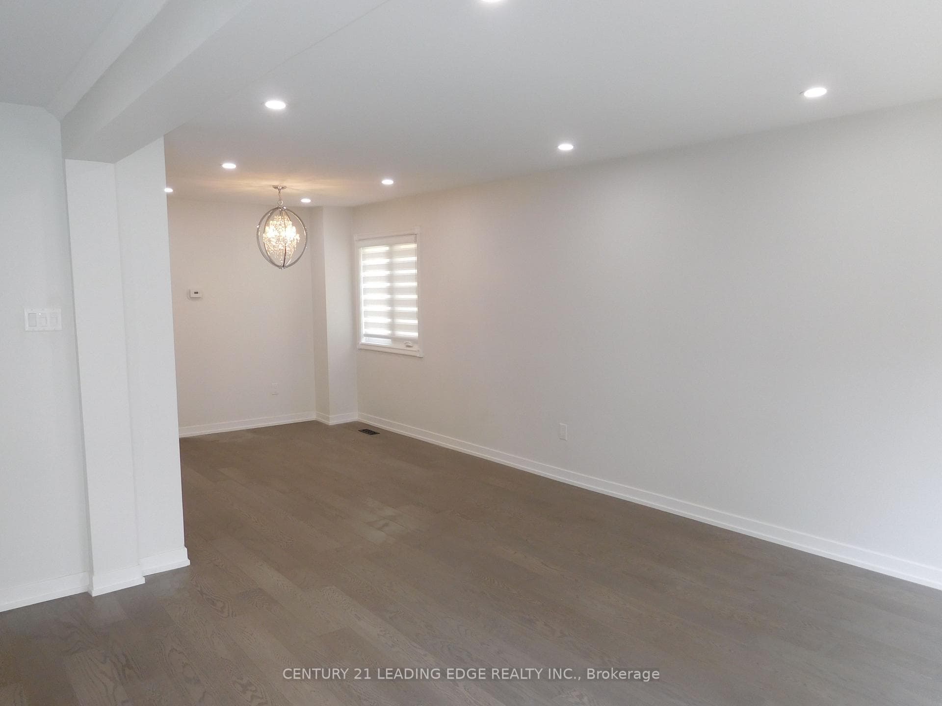 88 Hewitt Crescent Unit Upper photo 9