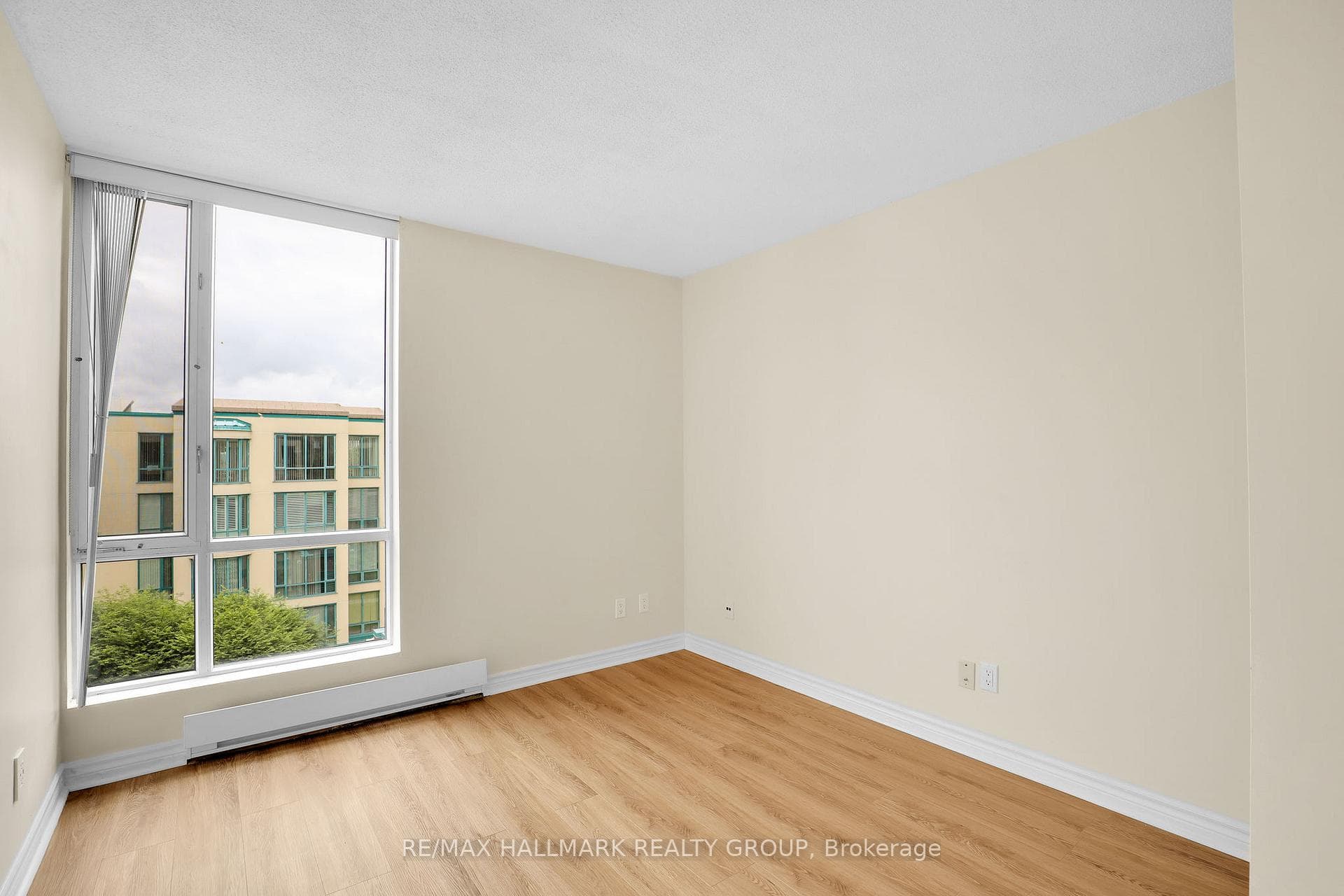 330 Centrum Boulevard Unit 511 photo 18