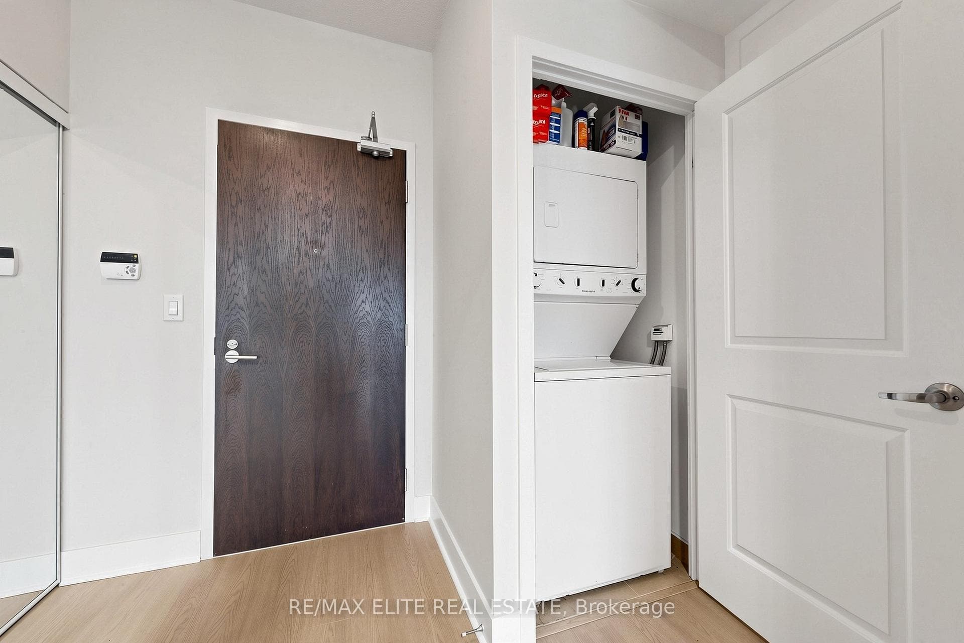 26 Norton Avenue Unit 1309 photo 3