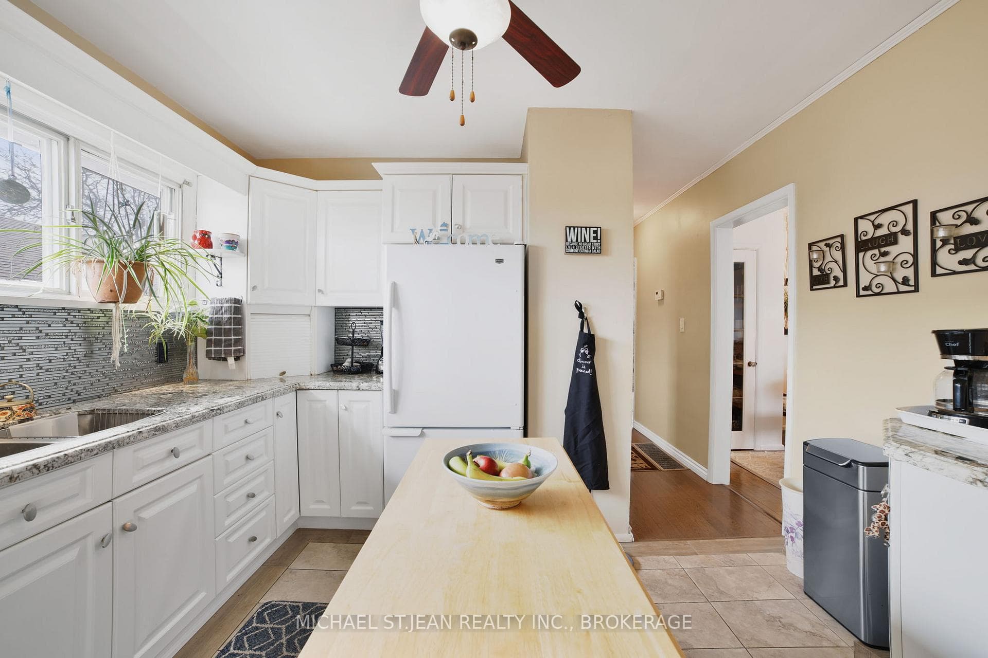 140 Burkholder Drive photo 14