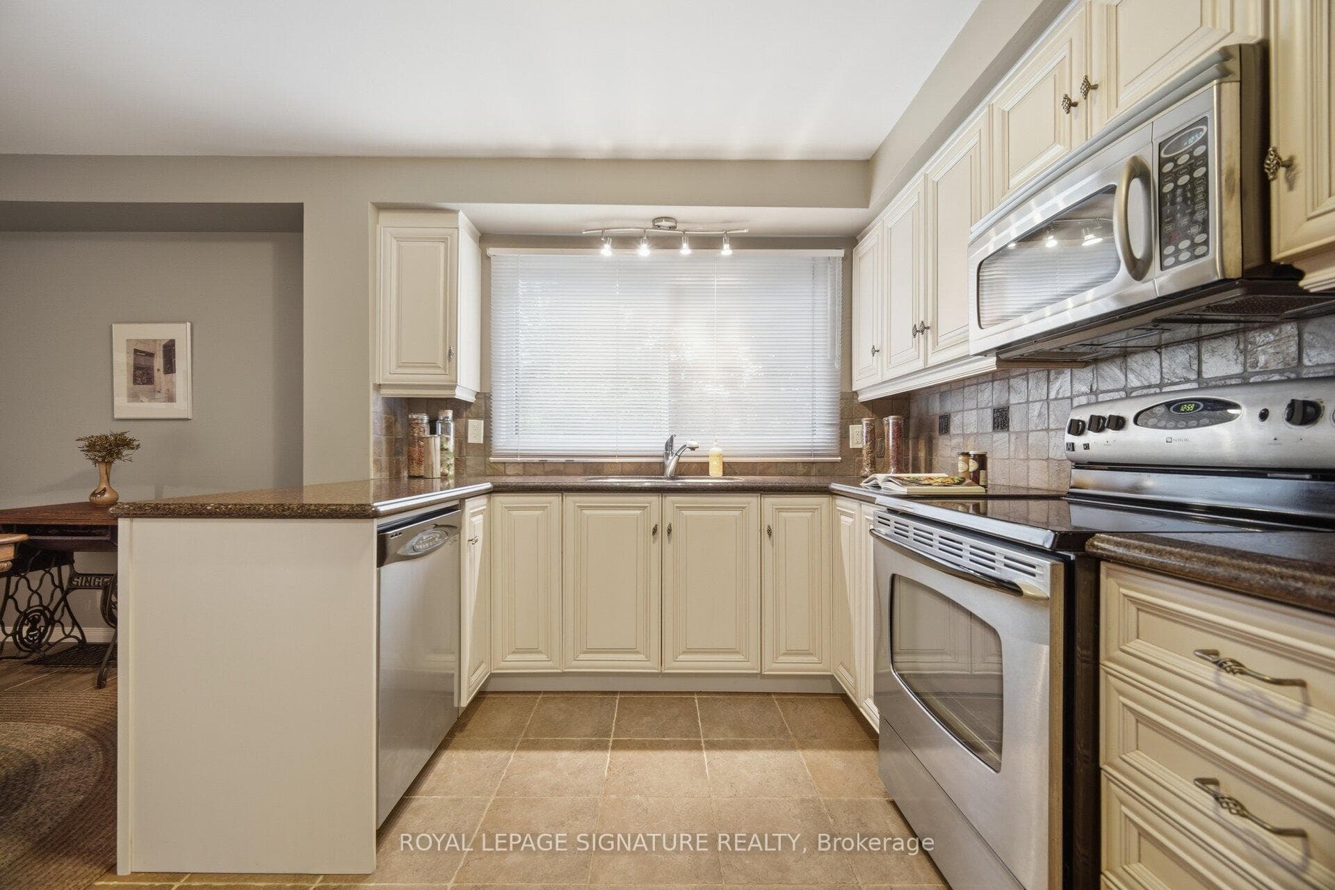 4230 Fieldgate Drive Unit 42 photo 13