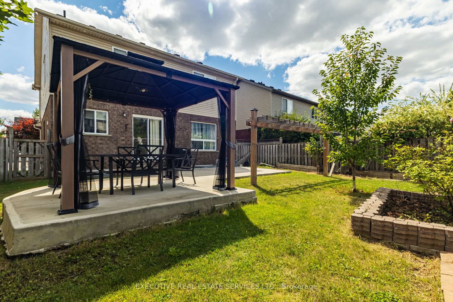 58 McMaster Road photo 45