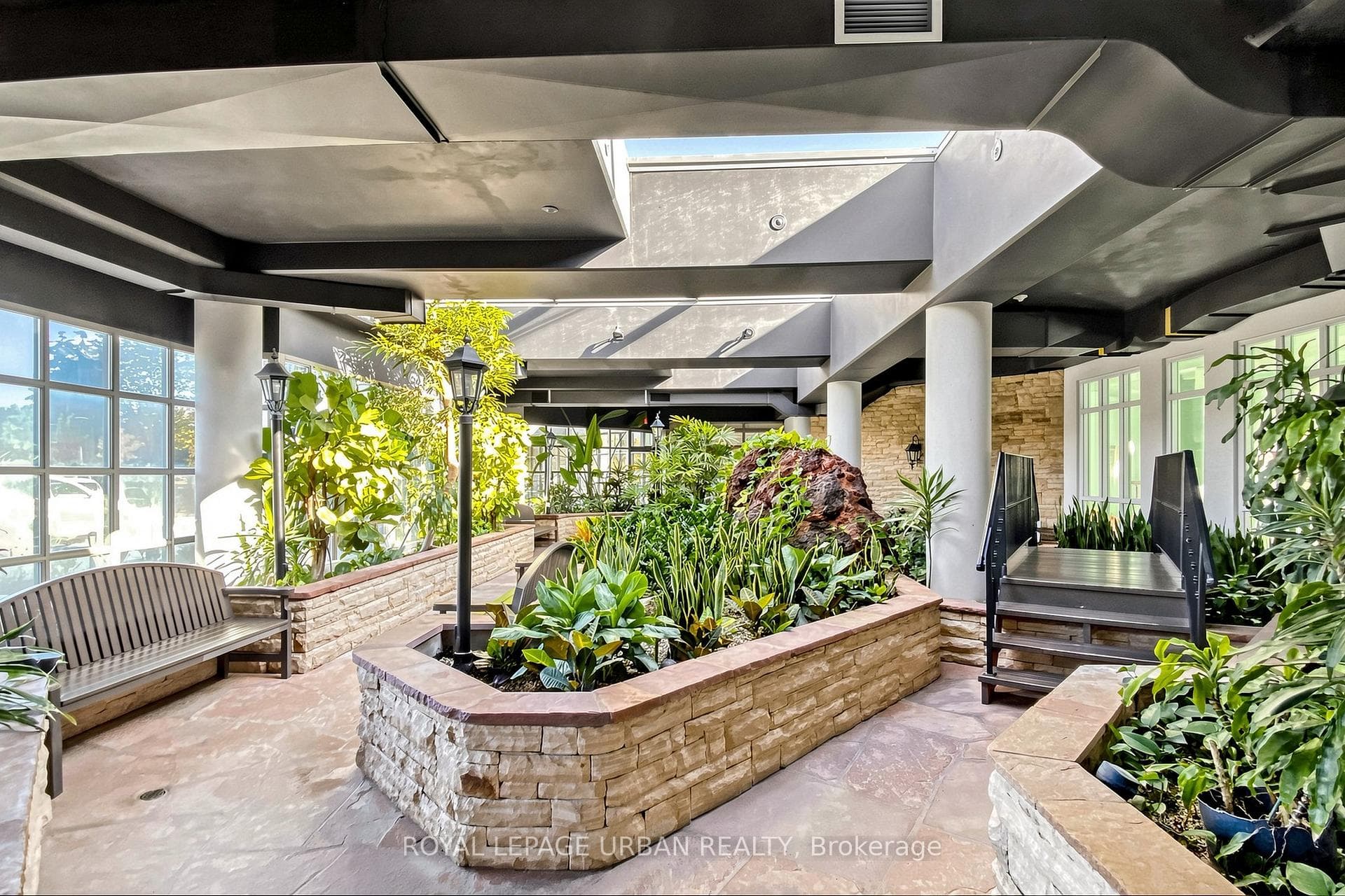 Lovely Walk-Through Green House in Public area
