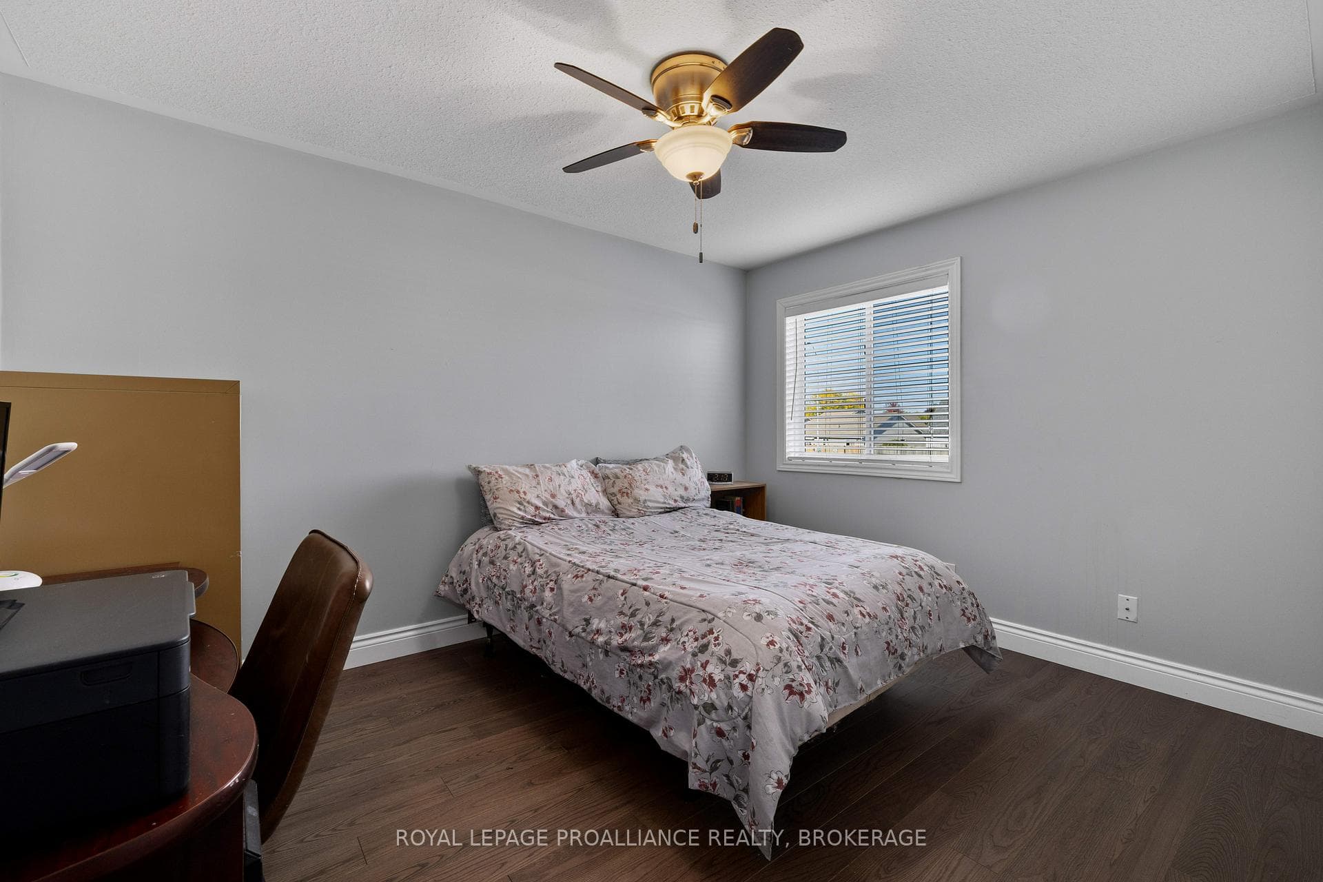 2153 Swanfield Street photo 34