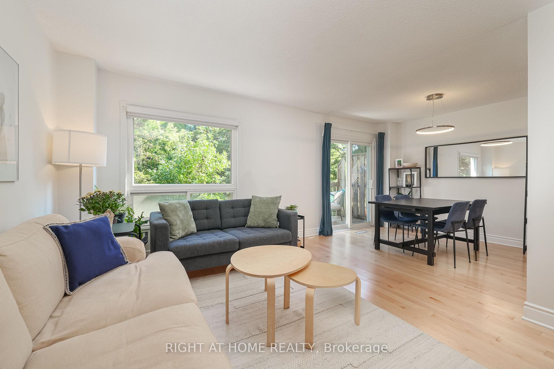 4635 Regents Terrace Unit 61 photo 4
