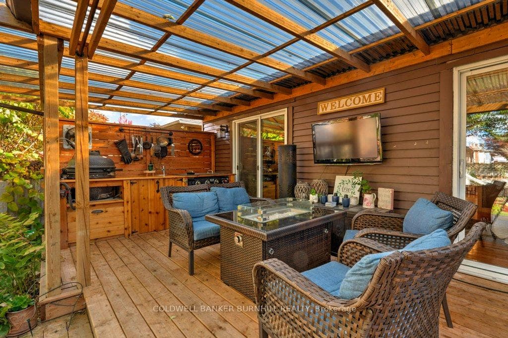 23 ADLER Avenue photo 35