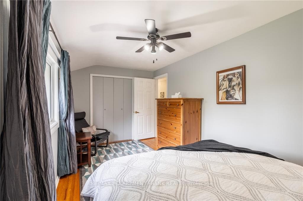 25 Price Avenue photo 20