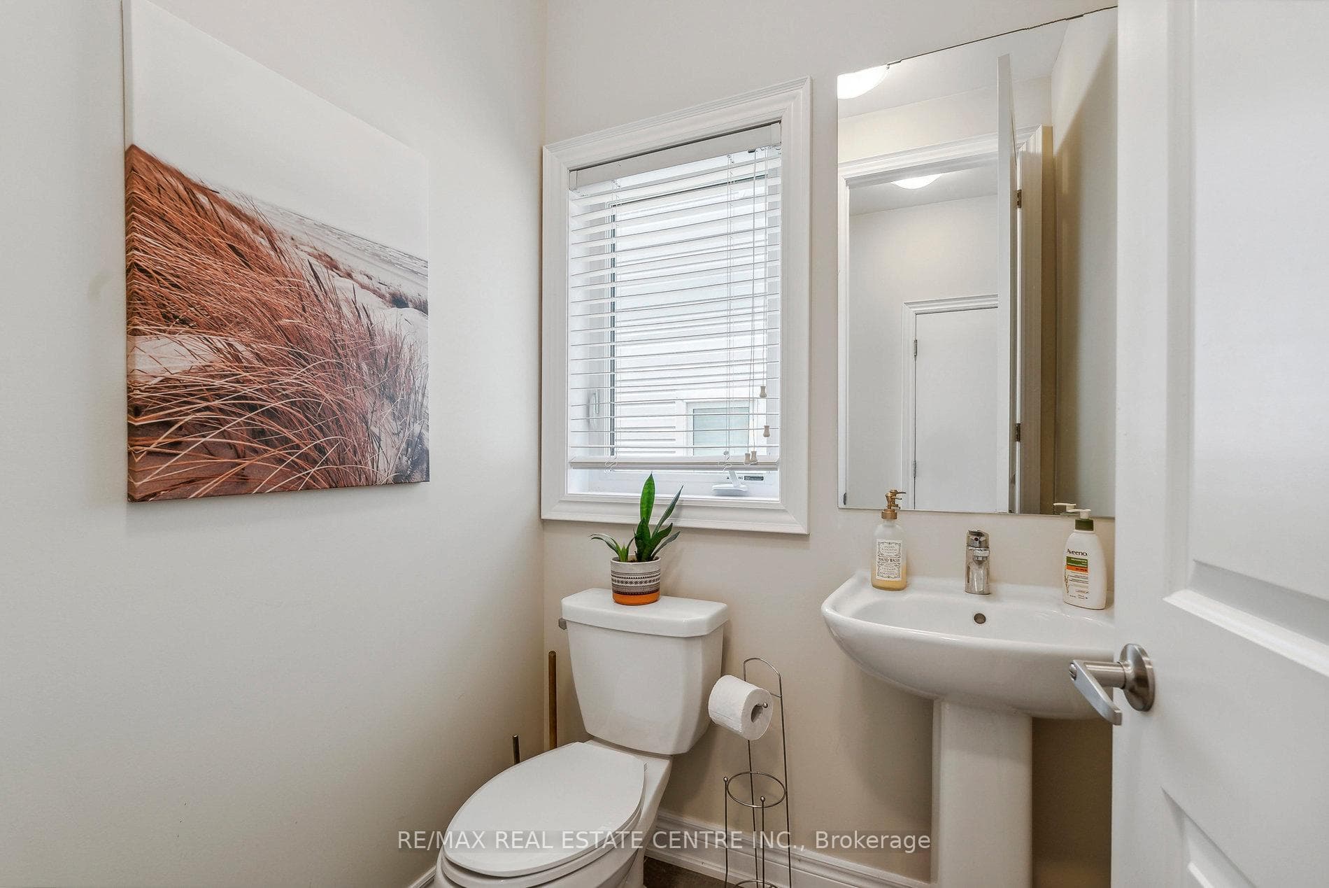 337 Atkinson Street photo 17